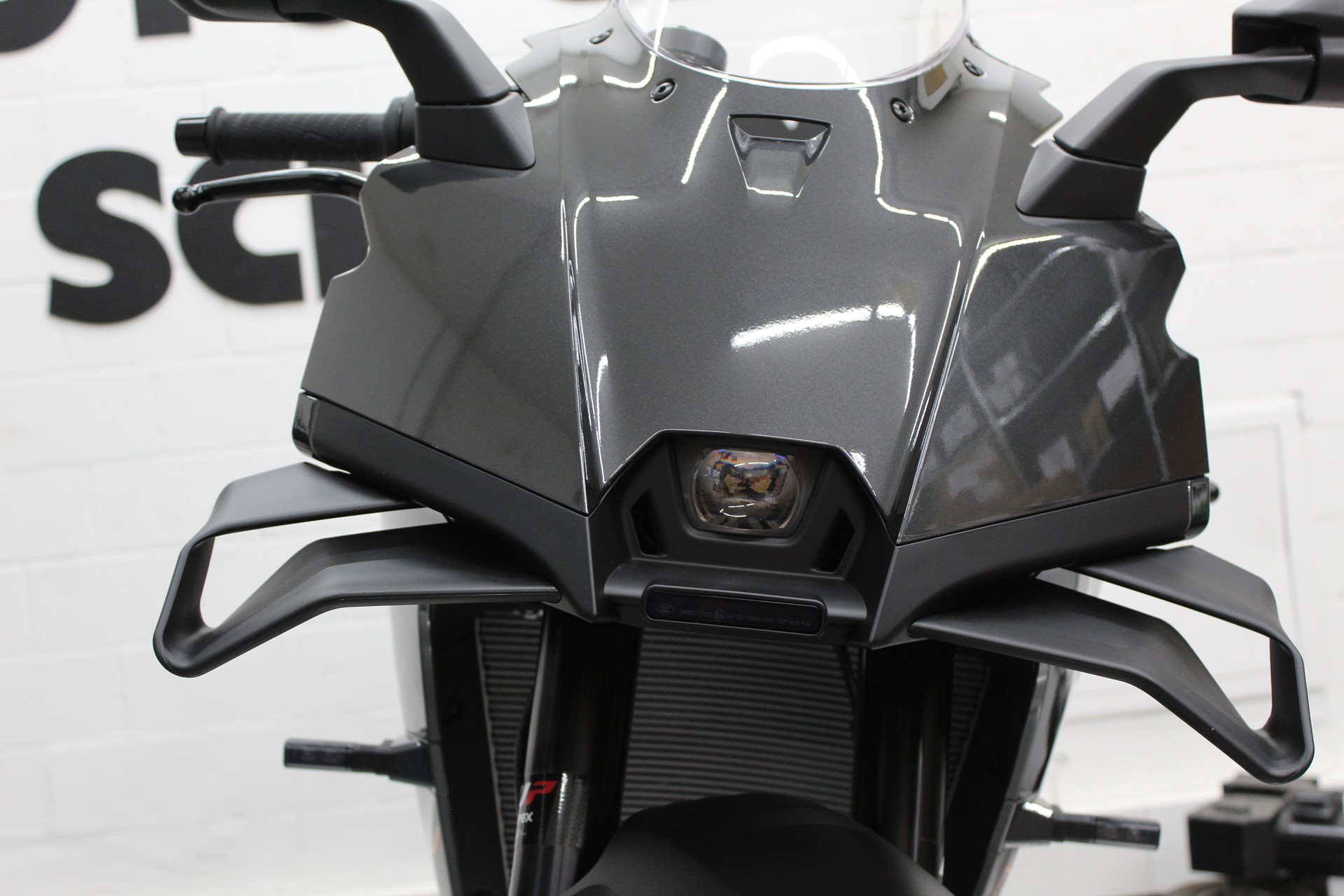 KTM 990 RC R-image-5