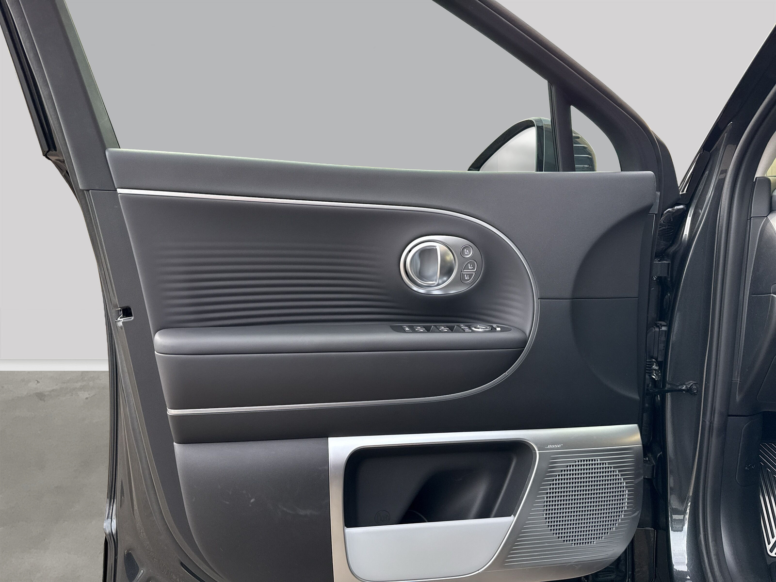 HYUNDAI Ioniq 9 110kWh Vertex 4WD-image-6