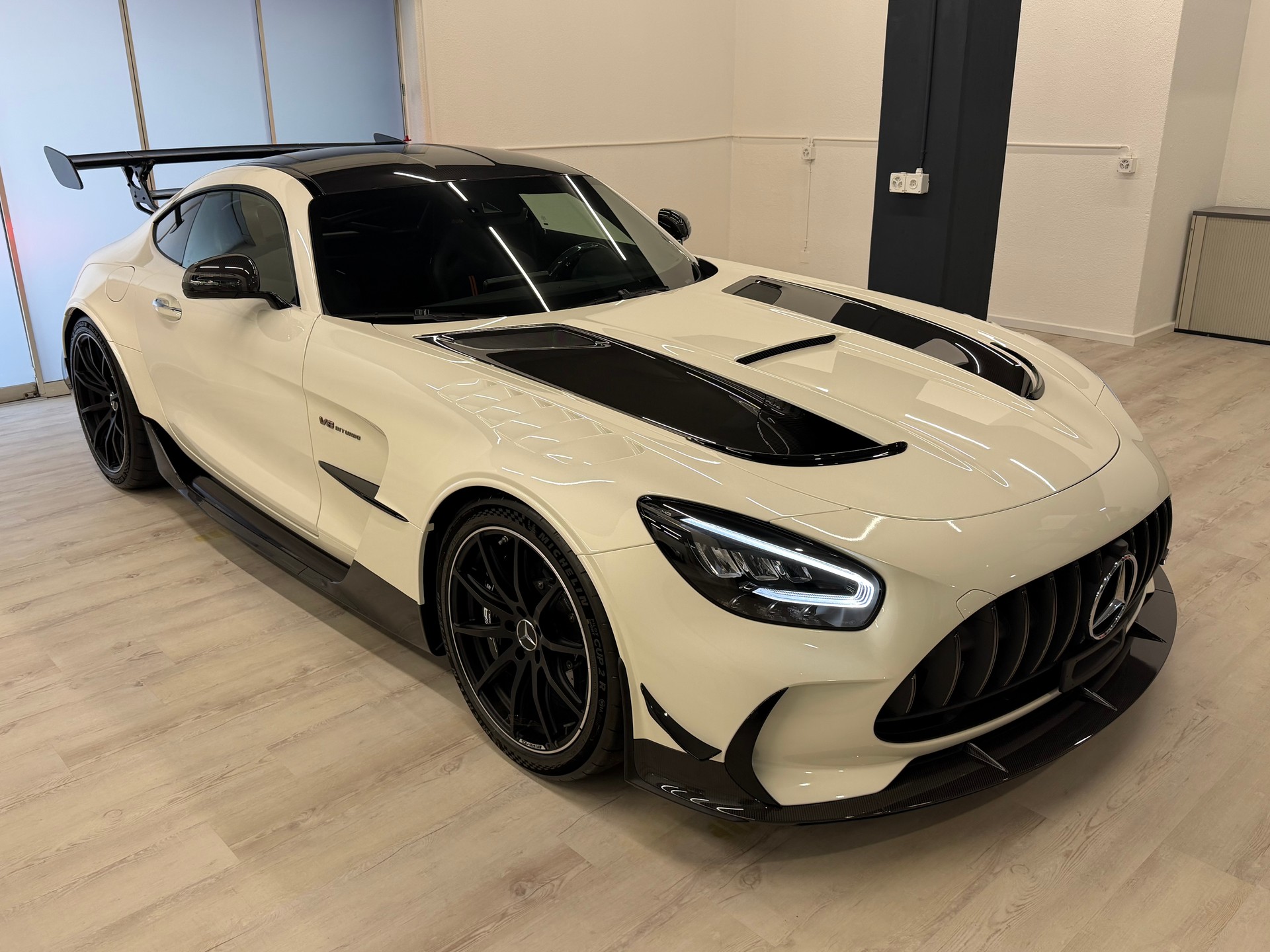 MERCEDES-BENZ AMG GT BLACK SERIES-image-5