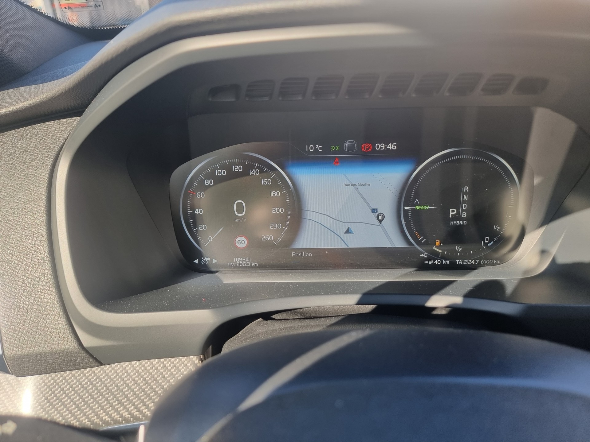 VOLVO XC90 T8 AWD R-Design Geartronic-image-12