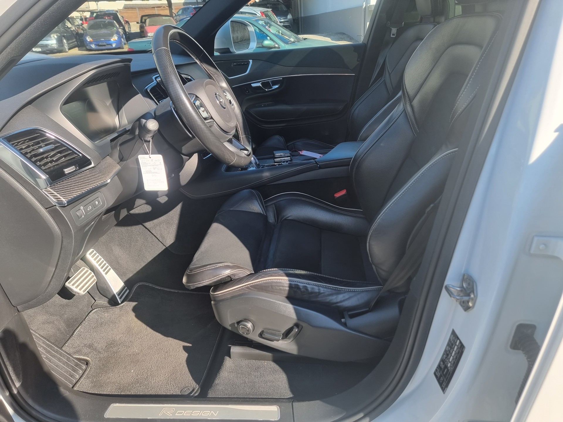 VOLVO XC90 T8 AWD R-Design Geartronic-image-7