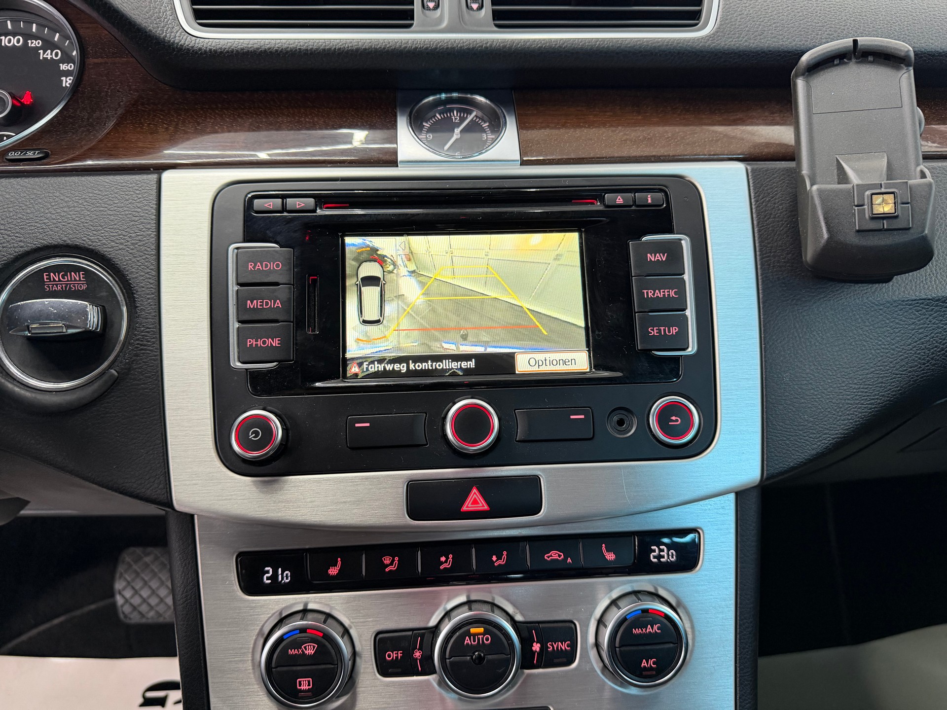 VW Passat Variant 3.6 FSI Highline 4Motion DSG⭐️-image-17