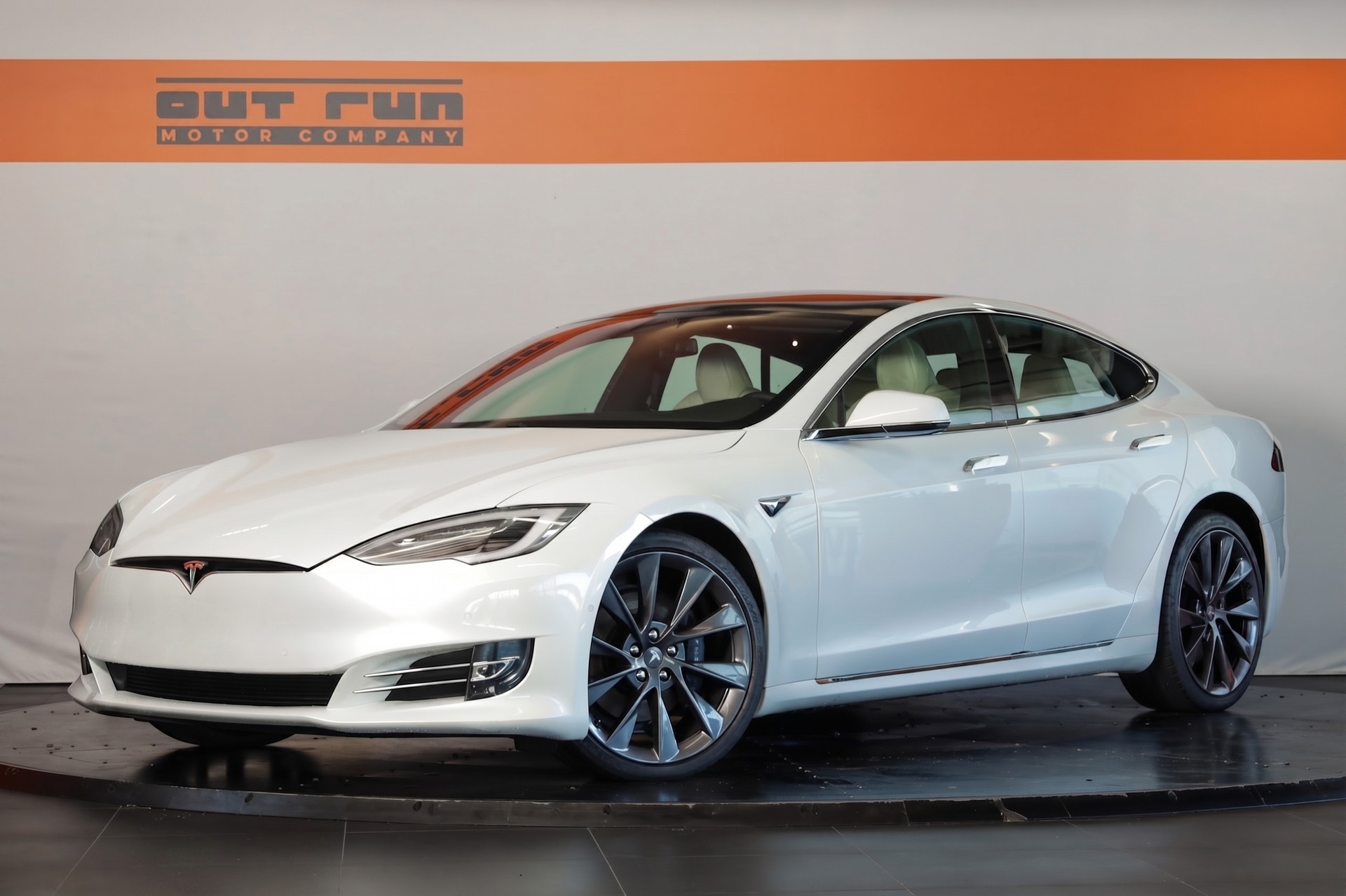 TESLA Model S Maximale-Reichweite-image-8