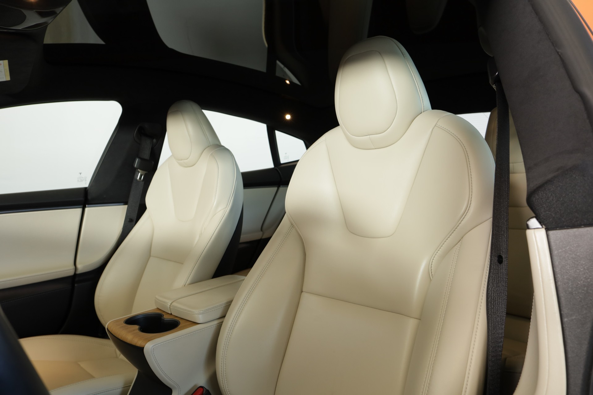 TESLA Model S Maximale-Reichweite-image-15