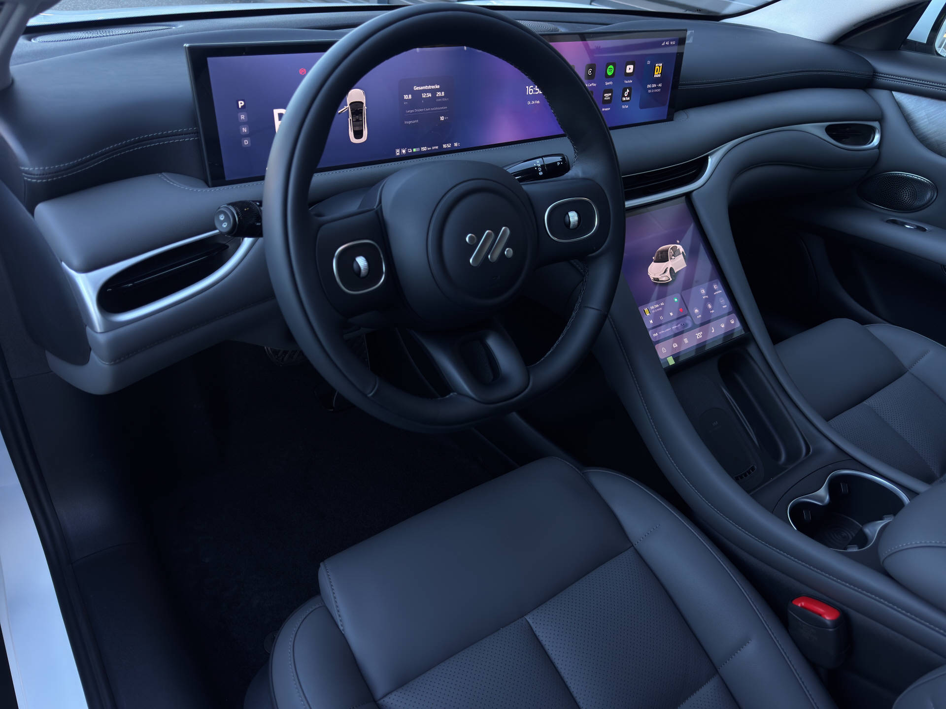 MG IM5 100 kWh Performance 19 4WD-image-12