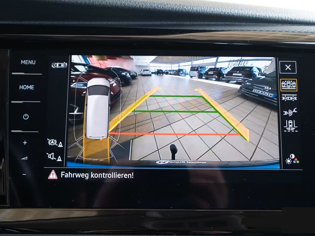 VW T6.1 Multivan 2.0 Bi-TDI Generation Six 4Motion DSG-image-8