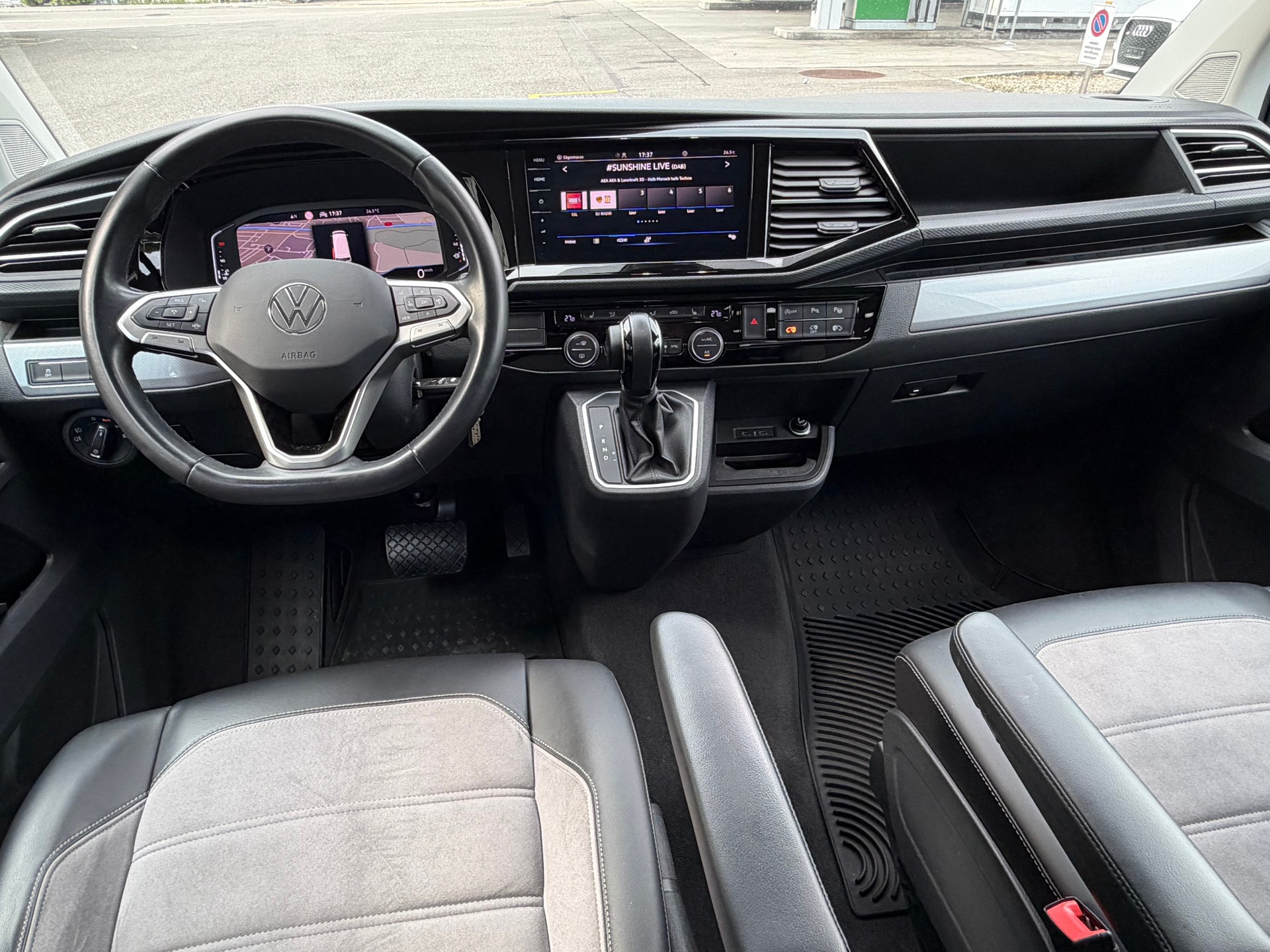 VW T6.1 Multivan 2.0 Bi-TDI Generation Six 4Motion DSG-image-6