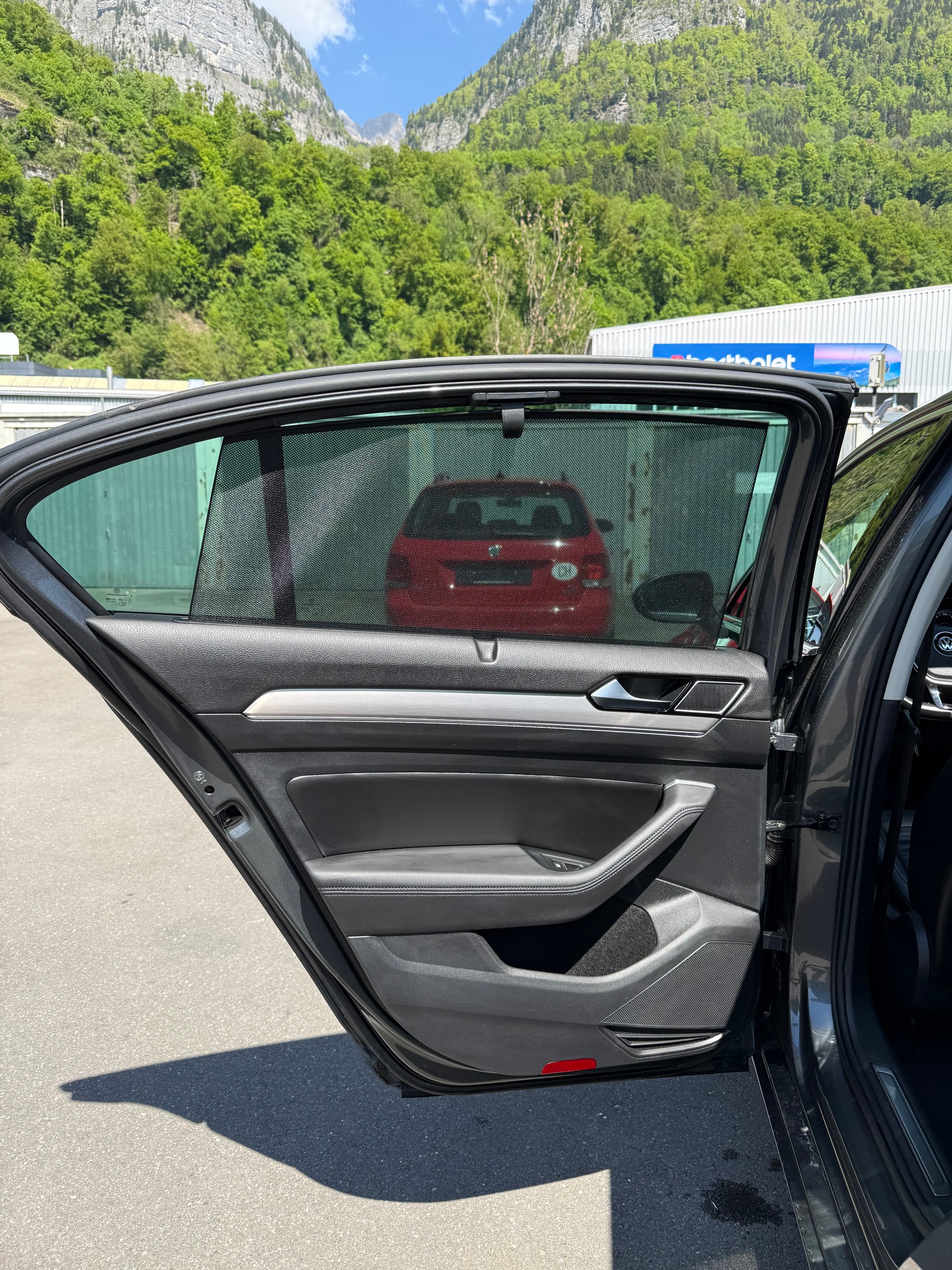 VW Passat 2.0 TDI BMT Highline DSG 4Motion-image-24