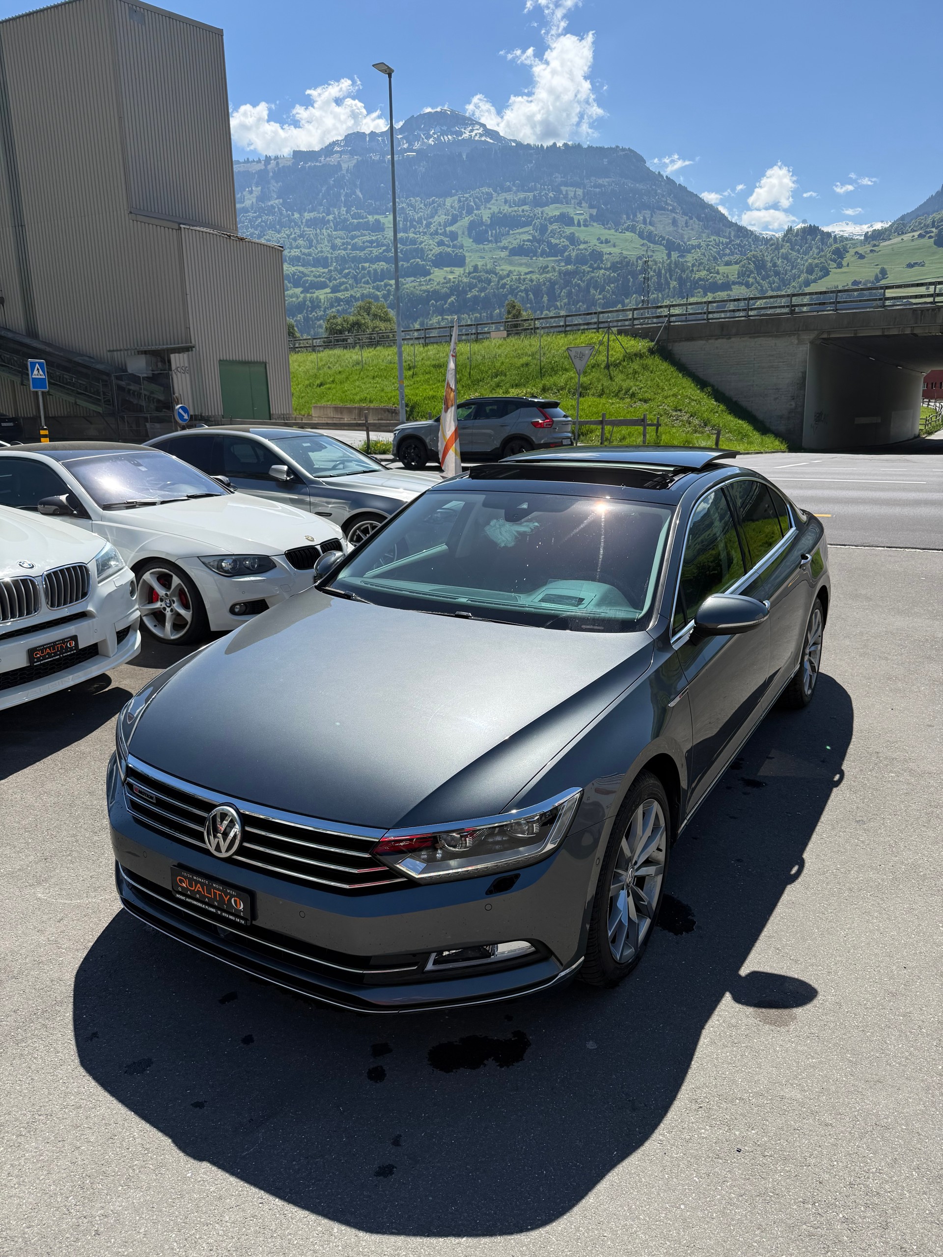 VW Passat 2.0 TDI BMT Highline DSG 4Motion-showroom-element-1