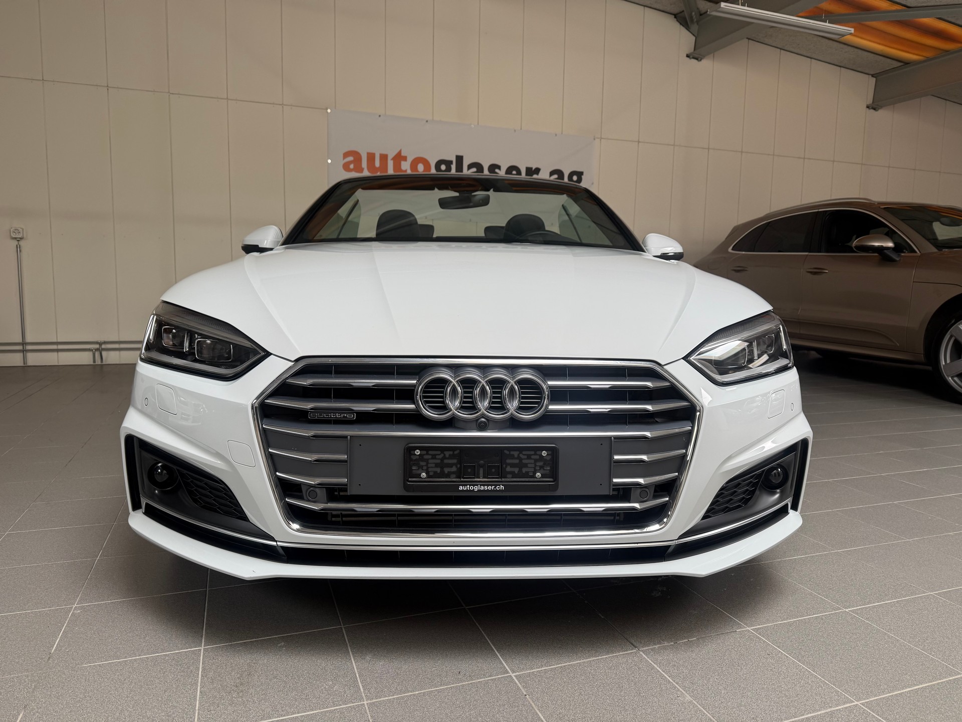AUDI A5 Cabriolet 45 TFSI S-tronic Sport quattro-image-4