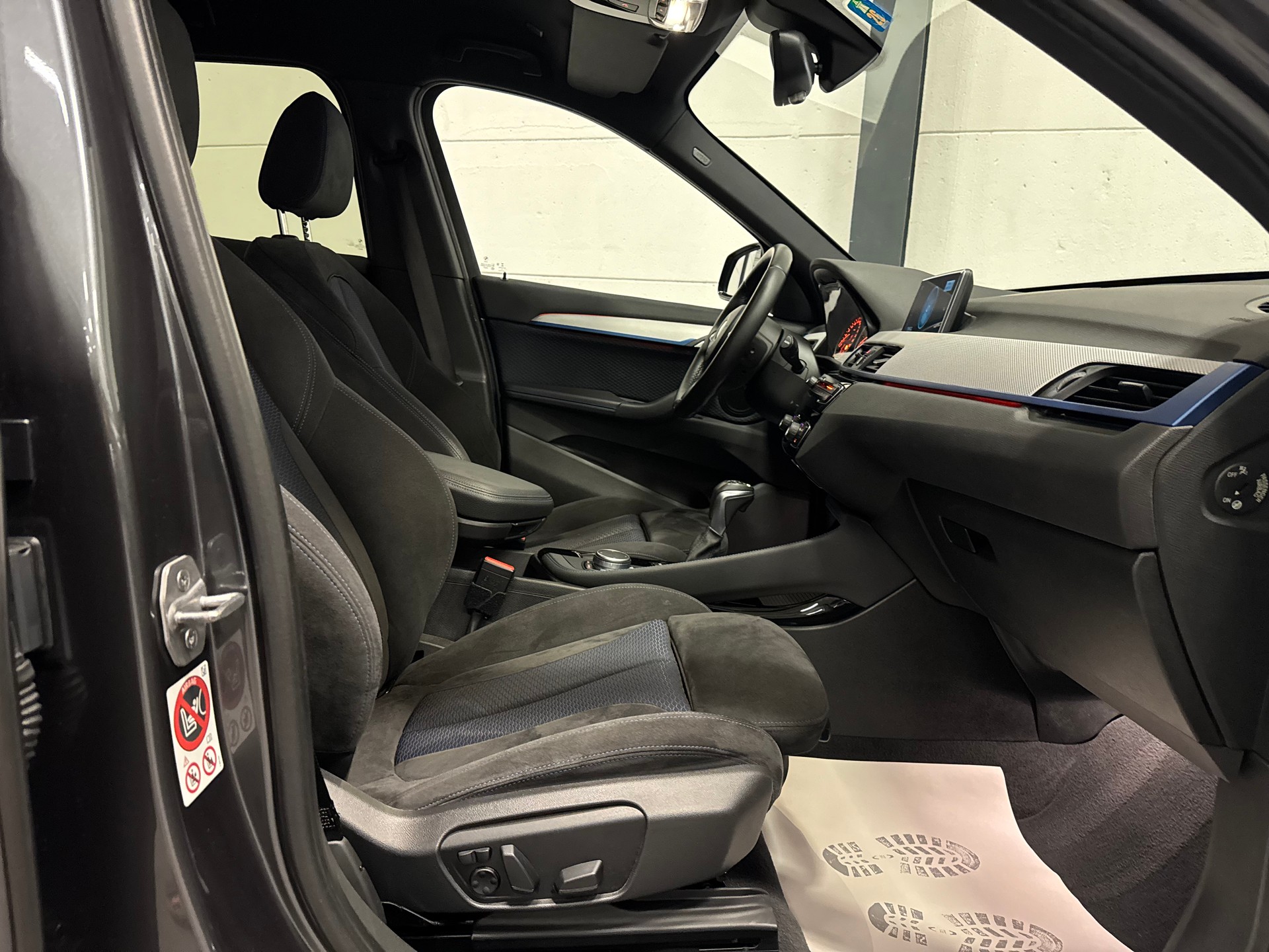 BMW X1 xDrive 20i M Sport Steptronic-image-20