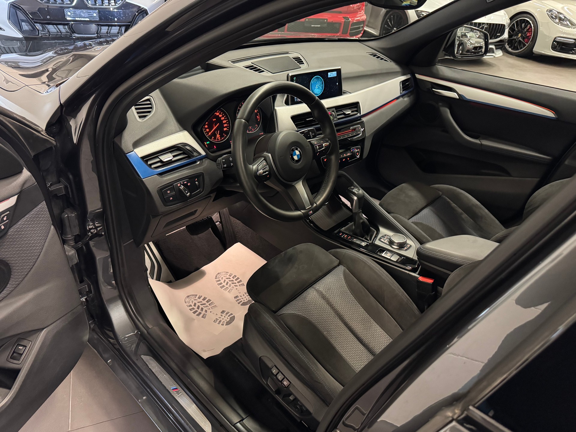 BMW X1 xDrive 20i M Sport Steptronic-image-16