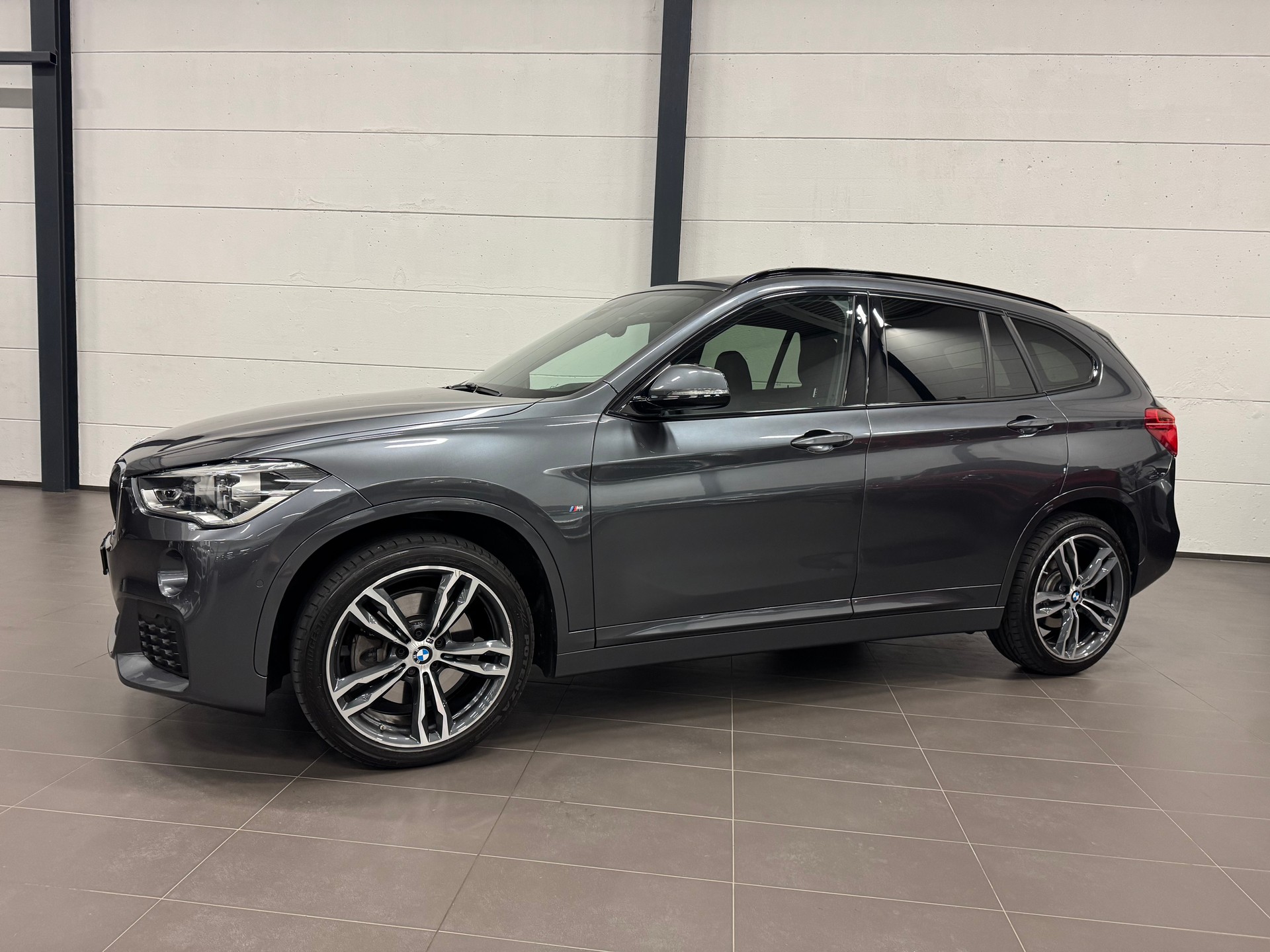BMW X1 xDrive 20i M Sport Steptronic-image-4