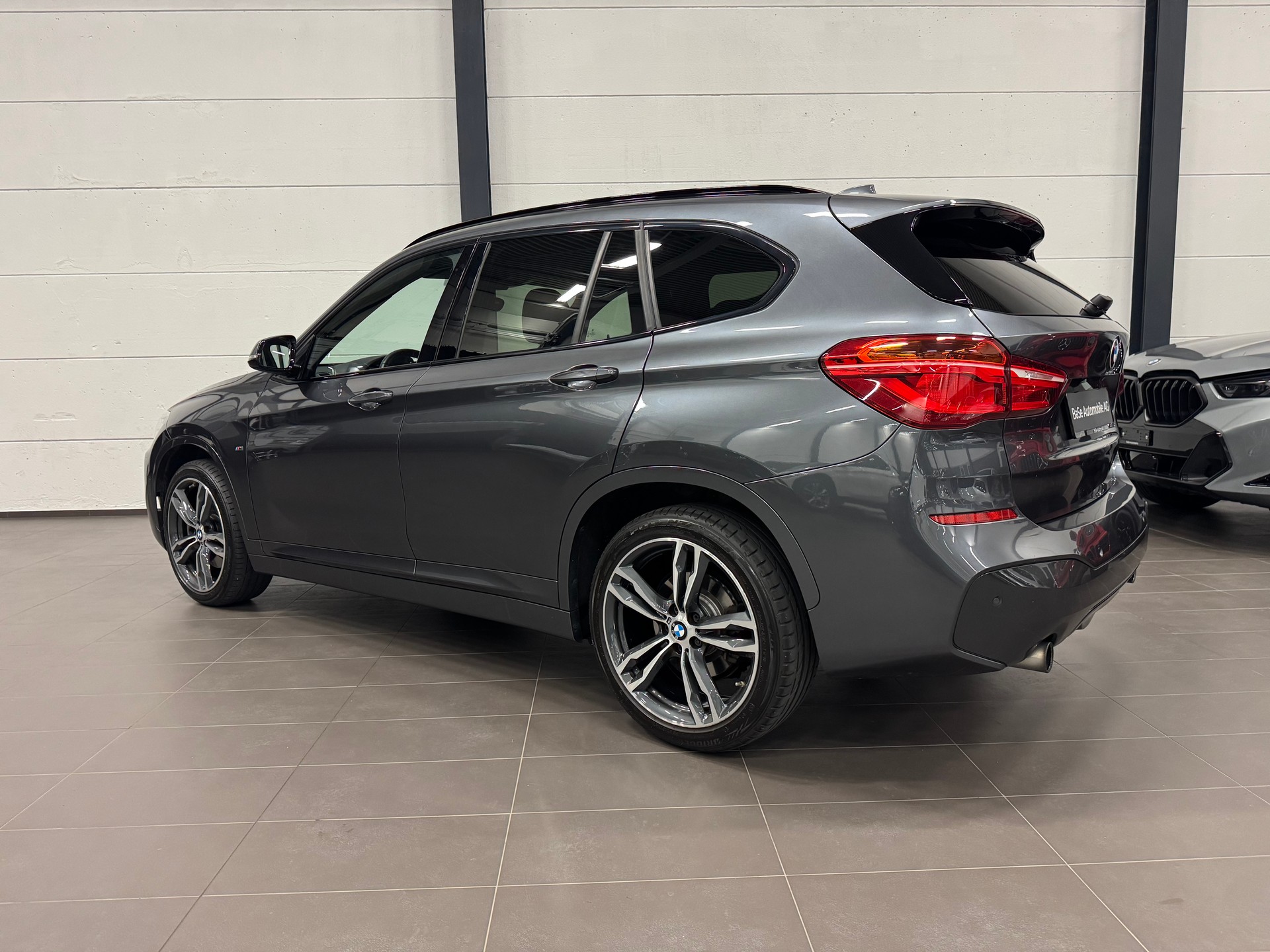 BMW X1 xDrive 20i M Sport Steptronic-image-11