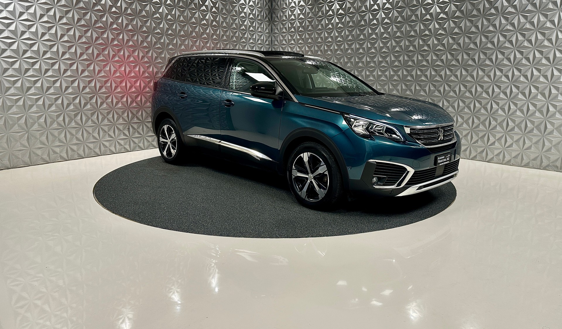 PEUGEOT 5008 1.2 Pure Tech Allure **7-PLÄTZER**-showroom-element-2