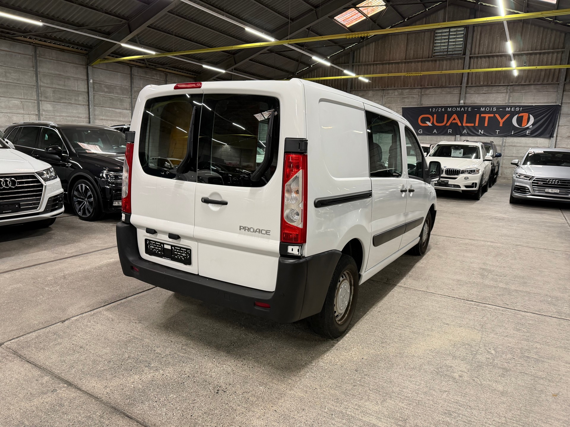 TOYOTA Proace 1.6D Glass Van Terra L1H1-showroom-element-2