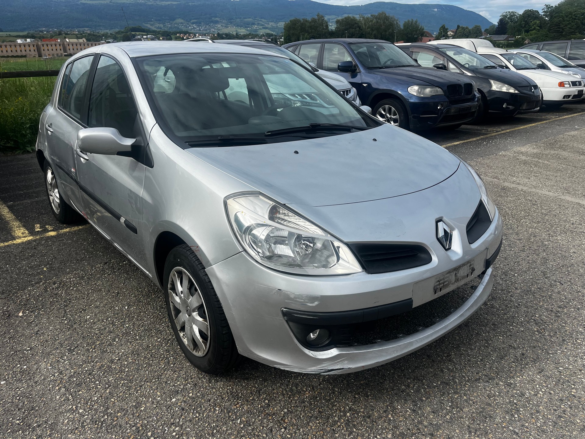 RENAULT CLIO