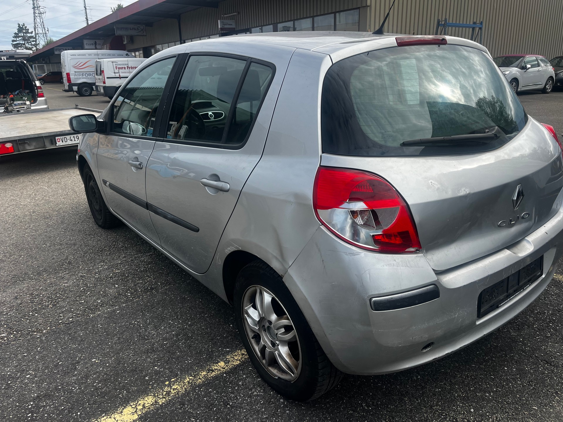 RENAULT CLIO-image-2