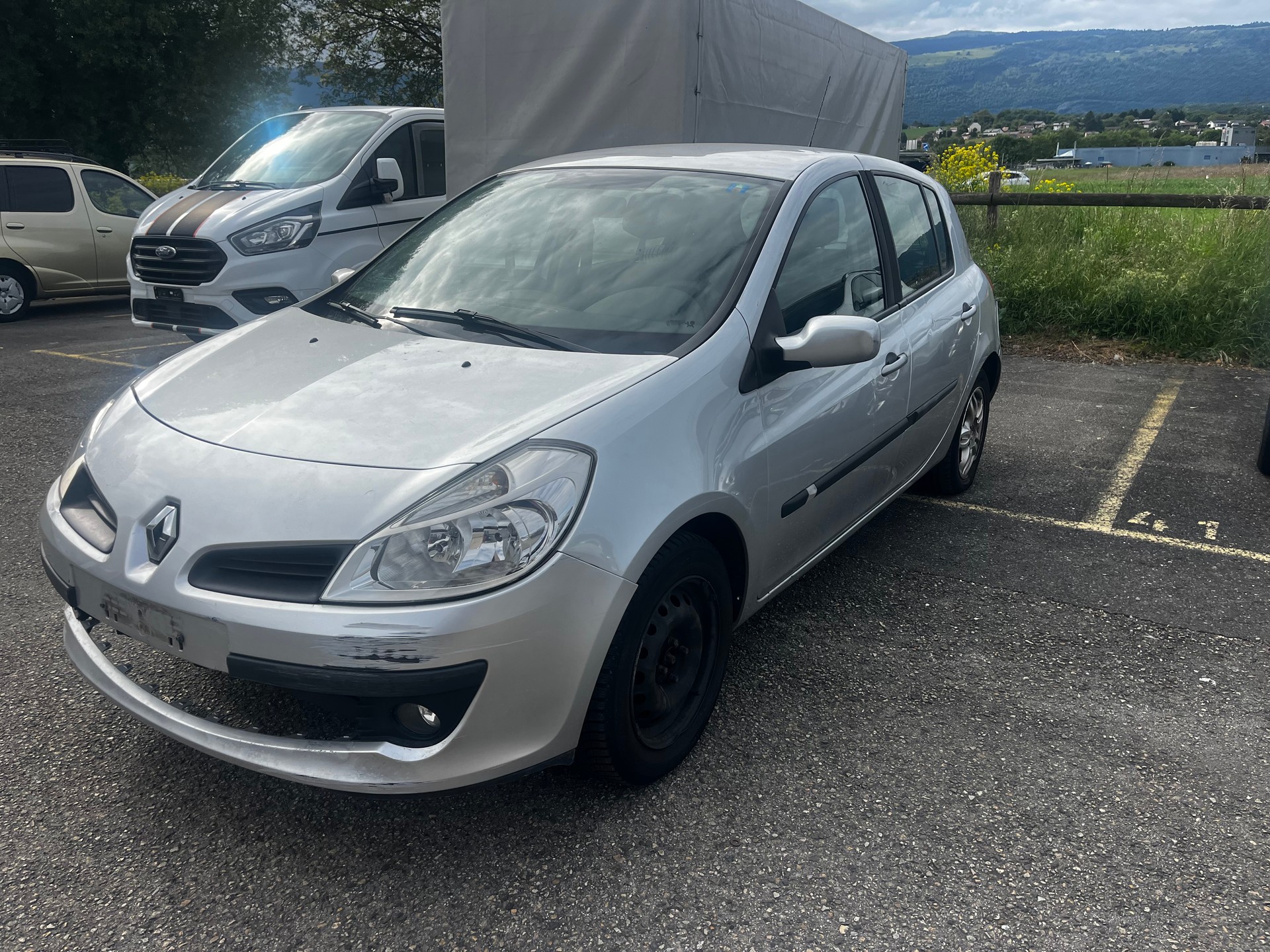 RENAULT CLIO-image-4