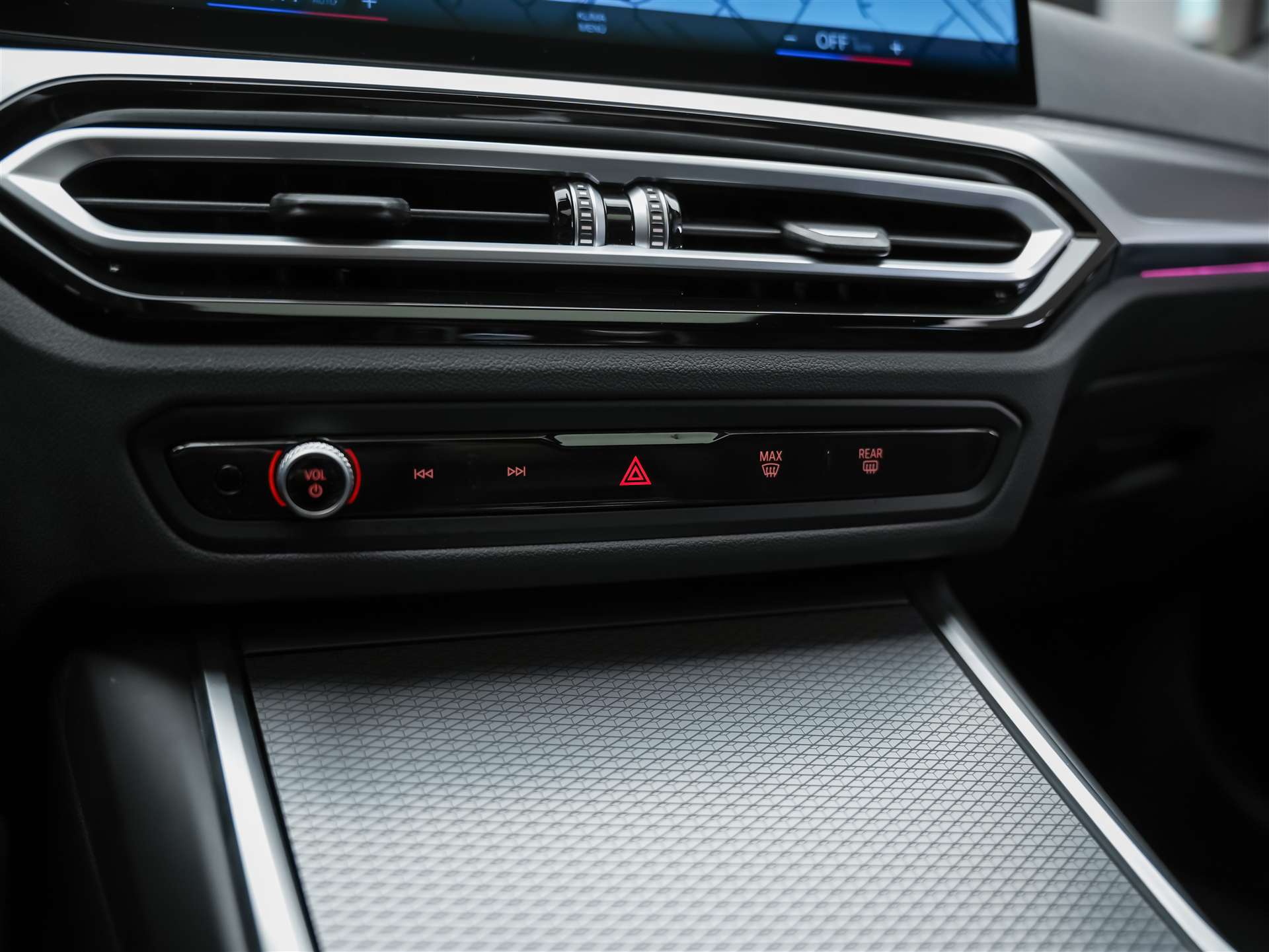 BMW 330i xDrive Steptronic M Sport Pro *Panorama*El. Sitze mit Memory*Head-Up*Harman/Kardon*-image-23