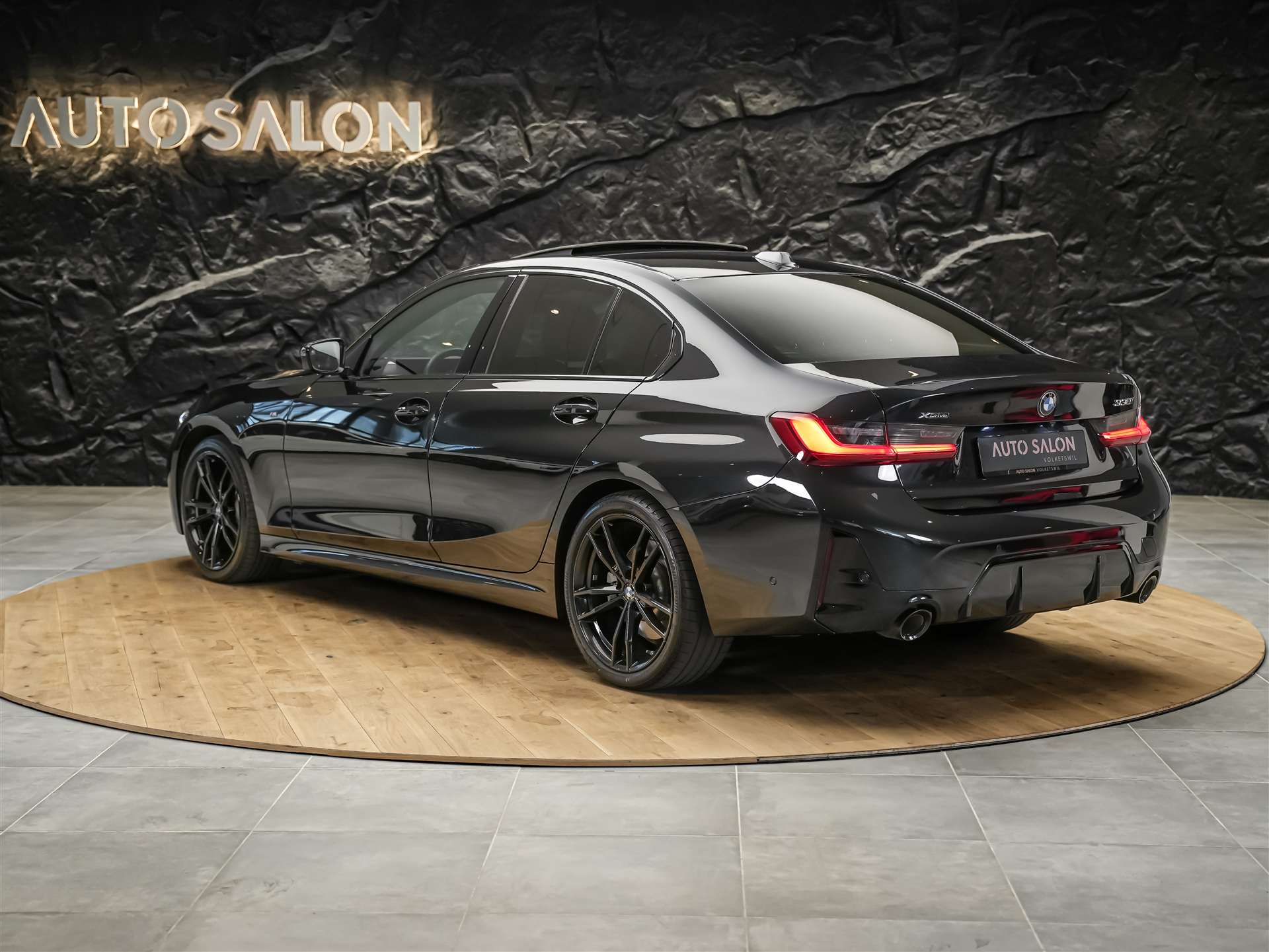 BMW 330i xDrive Steptronic M Sport Pro *Panorama*El. Sitze mit Memory*Head-Up*Harman/Kardon*-showroom-element-3