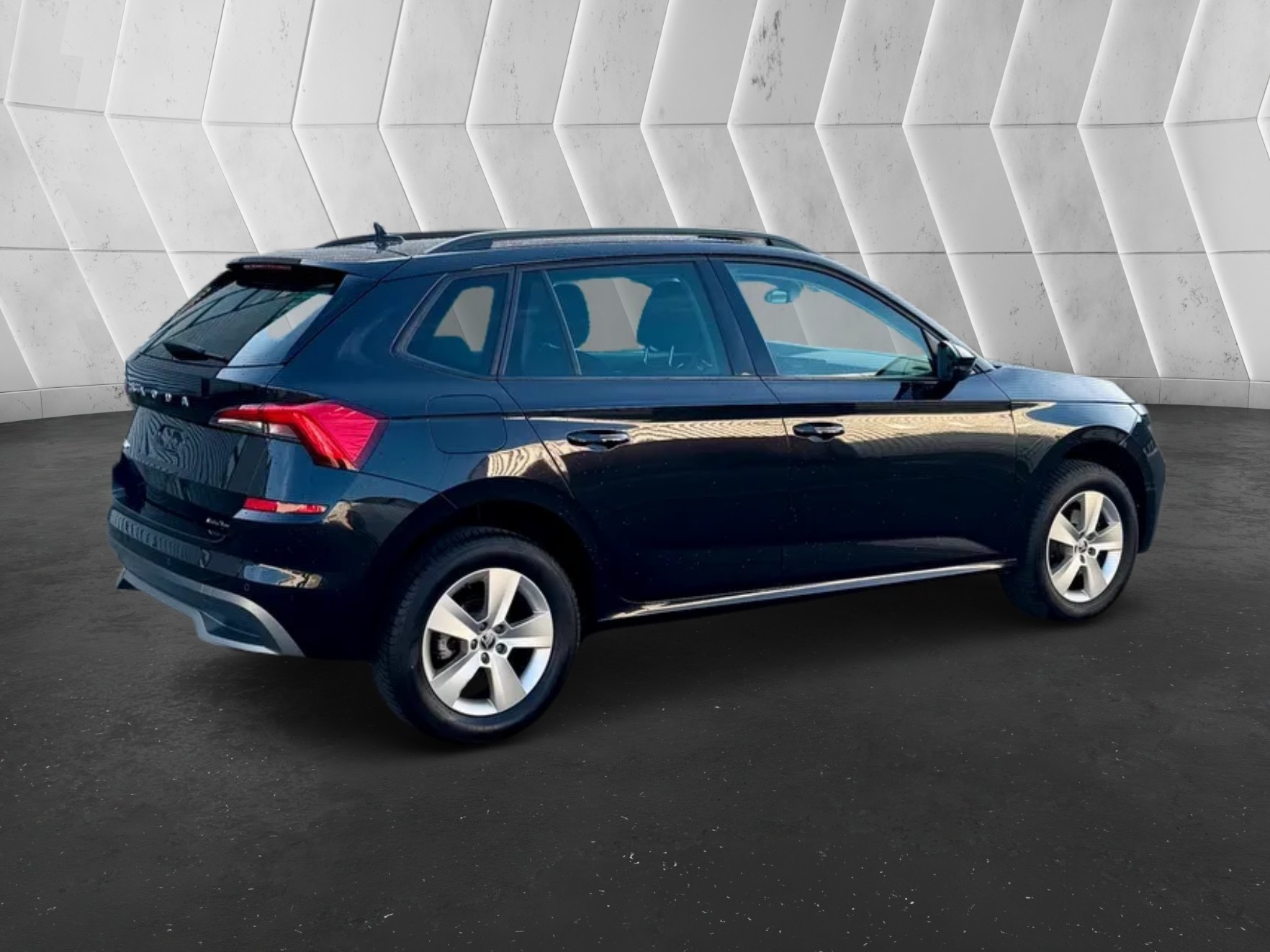 SKODA Kamiq 1.0 TSI Ambition DSG-image-7