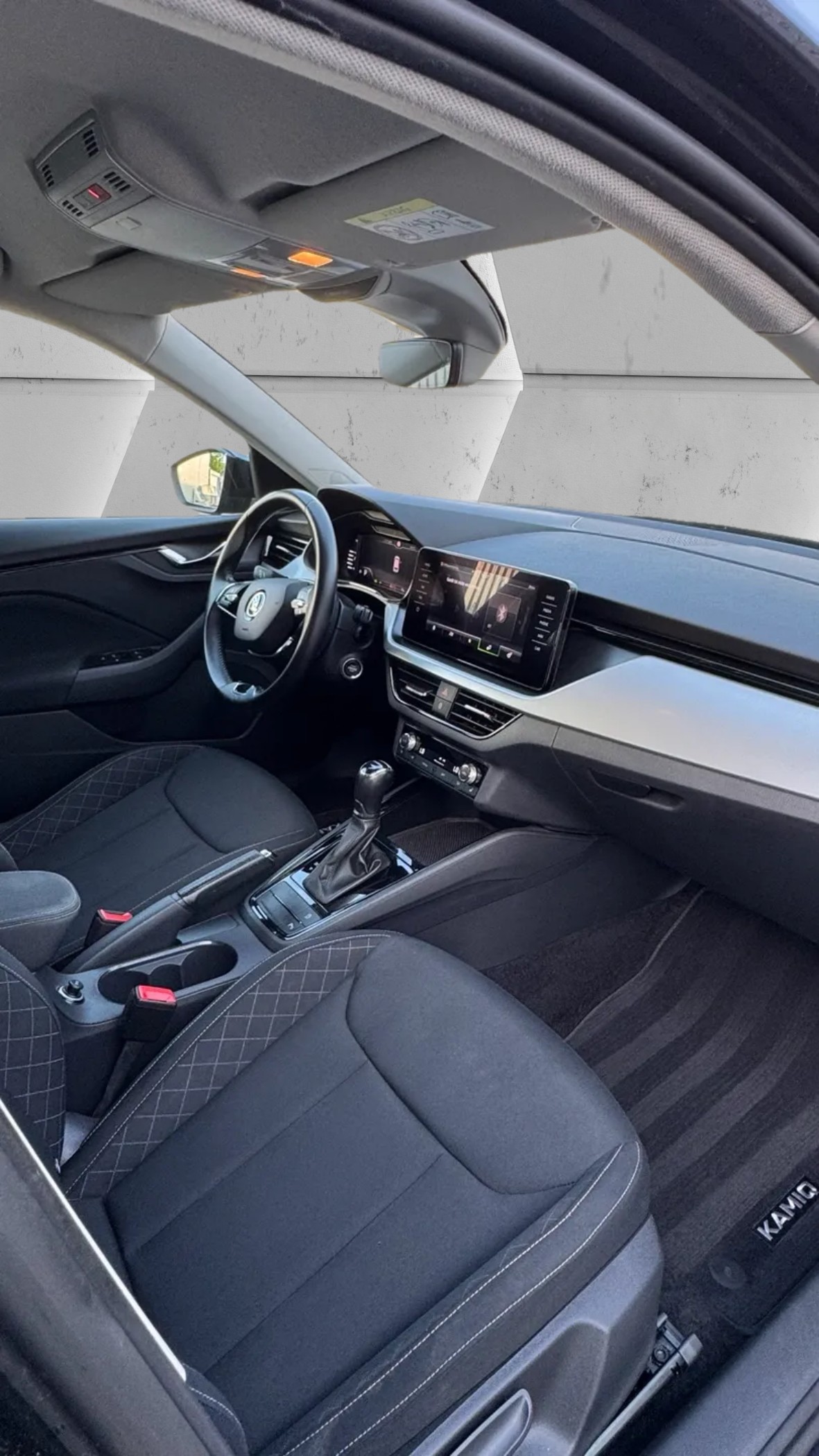 SKODA Kamiq 1.0 TSI Ambition DSG-image-12