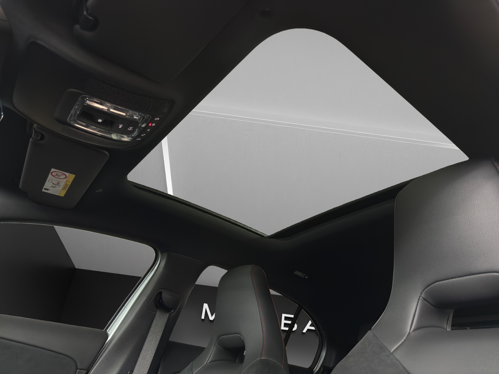 MERCEDES-BENZ A 200 Night Star 7G-DCT-image-13