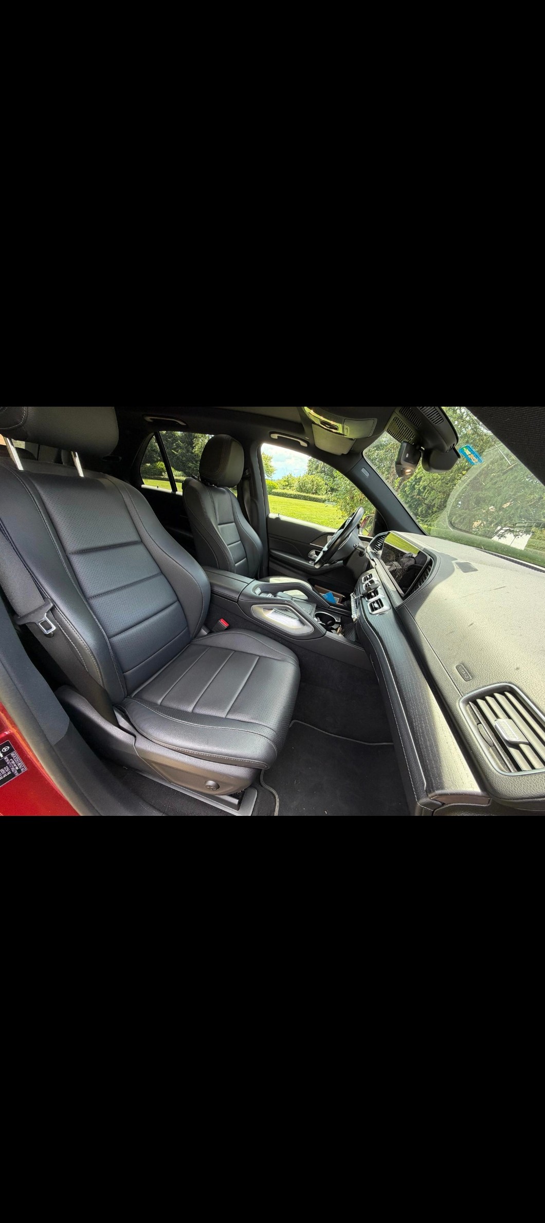 MERCEDES-BENZ GLE 350 de AMG Line 4matic-image-4