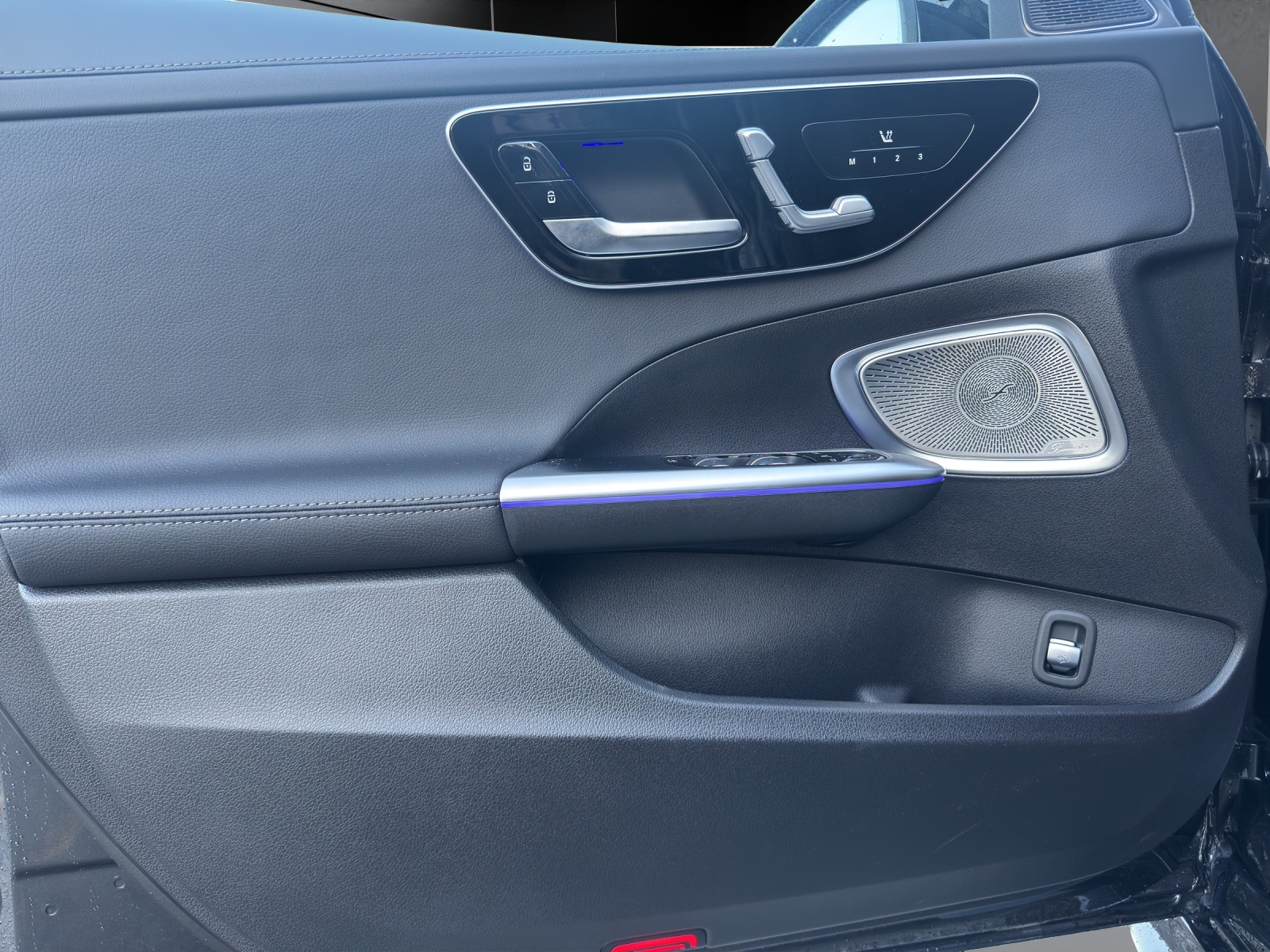 MERCEDES-BENZ C 300 4 Matic-image-6