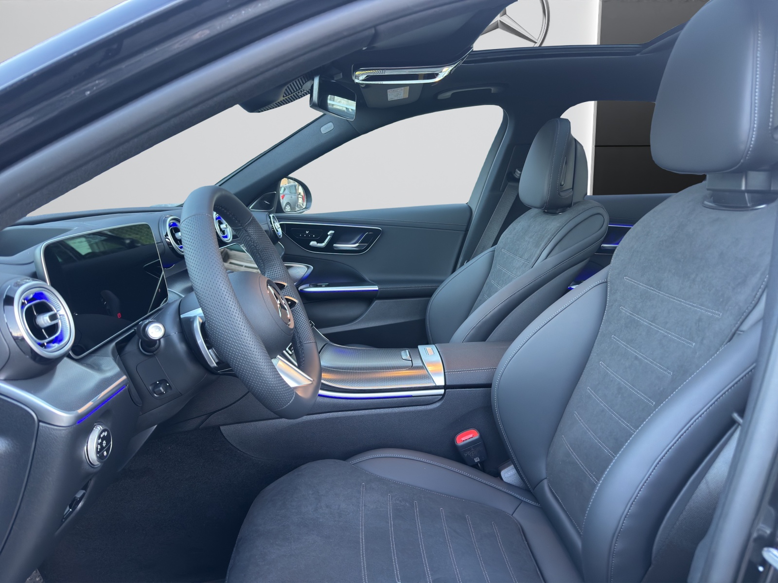 MERCEDES-BENZ C 300 4 Matic-image-7