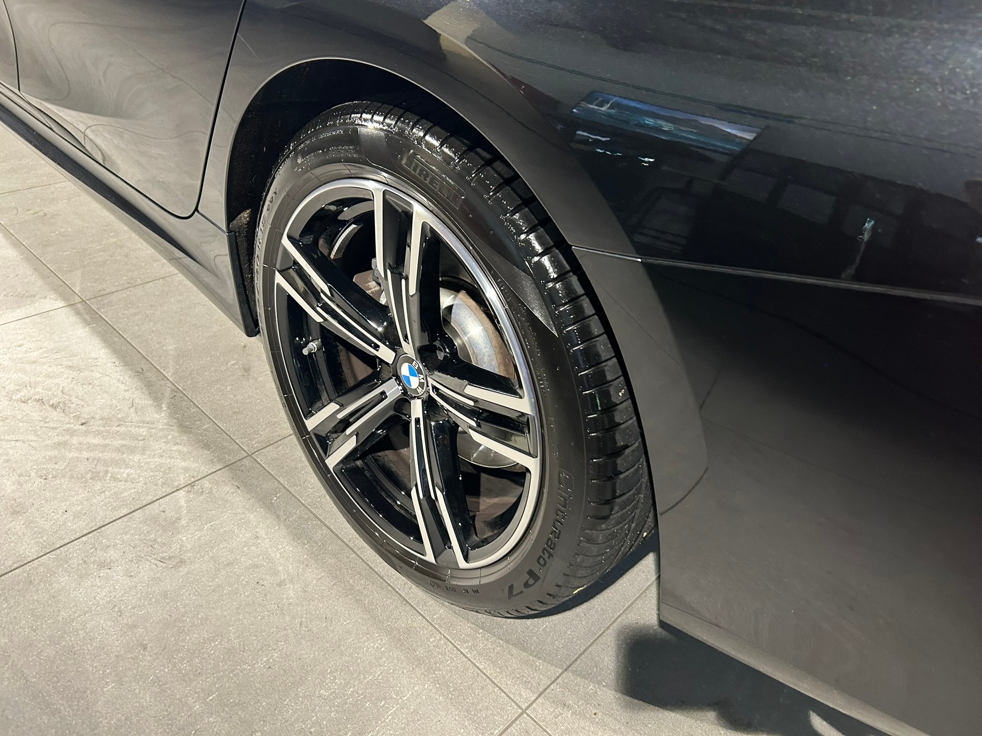 BMW 330d xDrive 48V Touring Steptronic M Sport-image-21