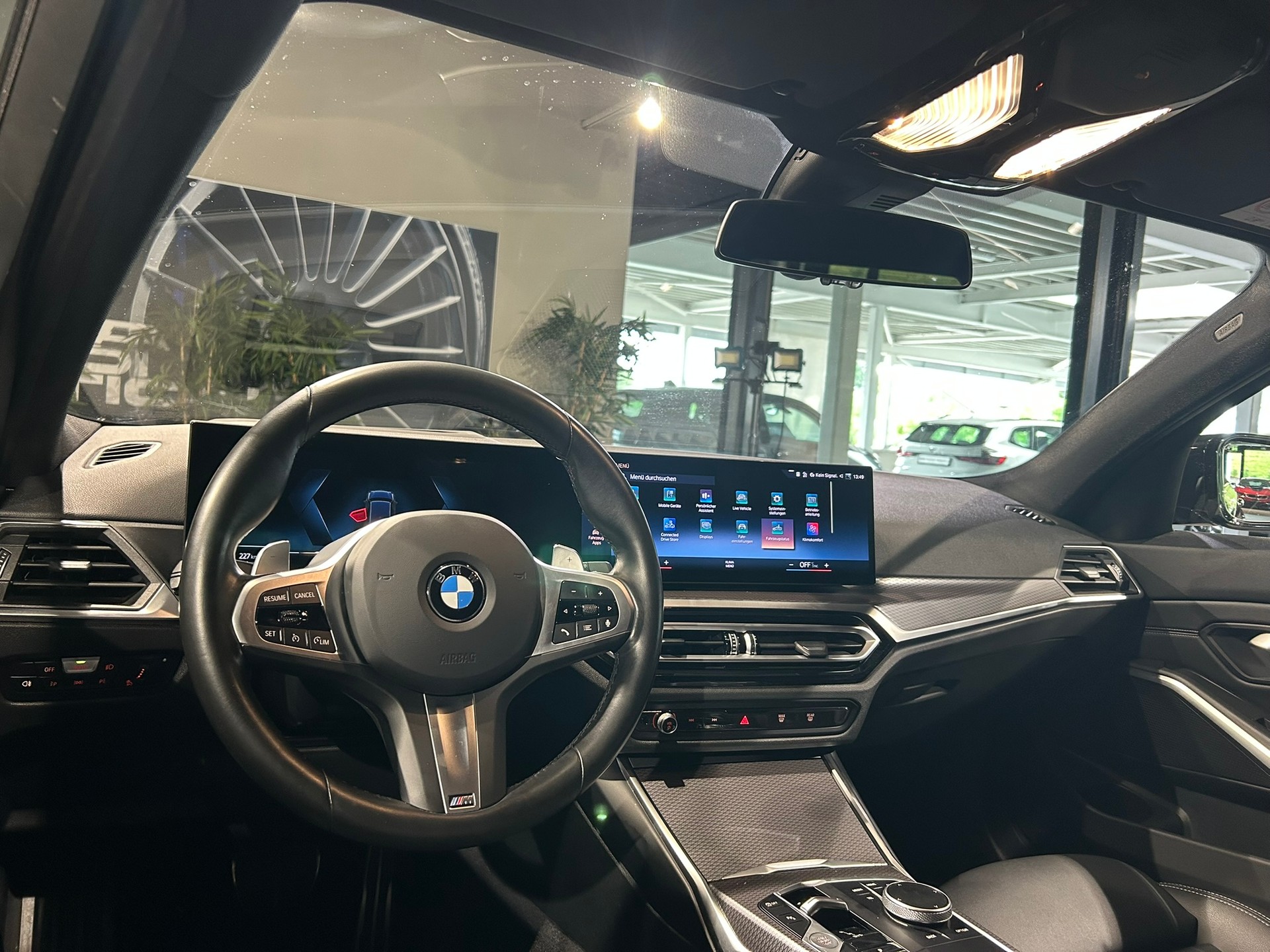 BMW 330d xDrive 48V Touring Steptronic M Sport-image-26