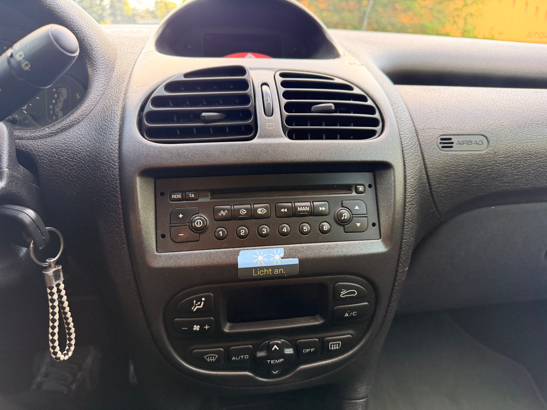 PEUGEOT 206 SW 1.6 16V XS-image-23