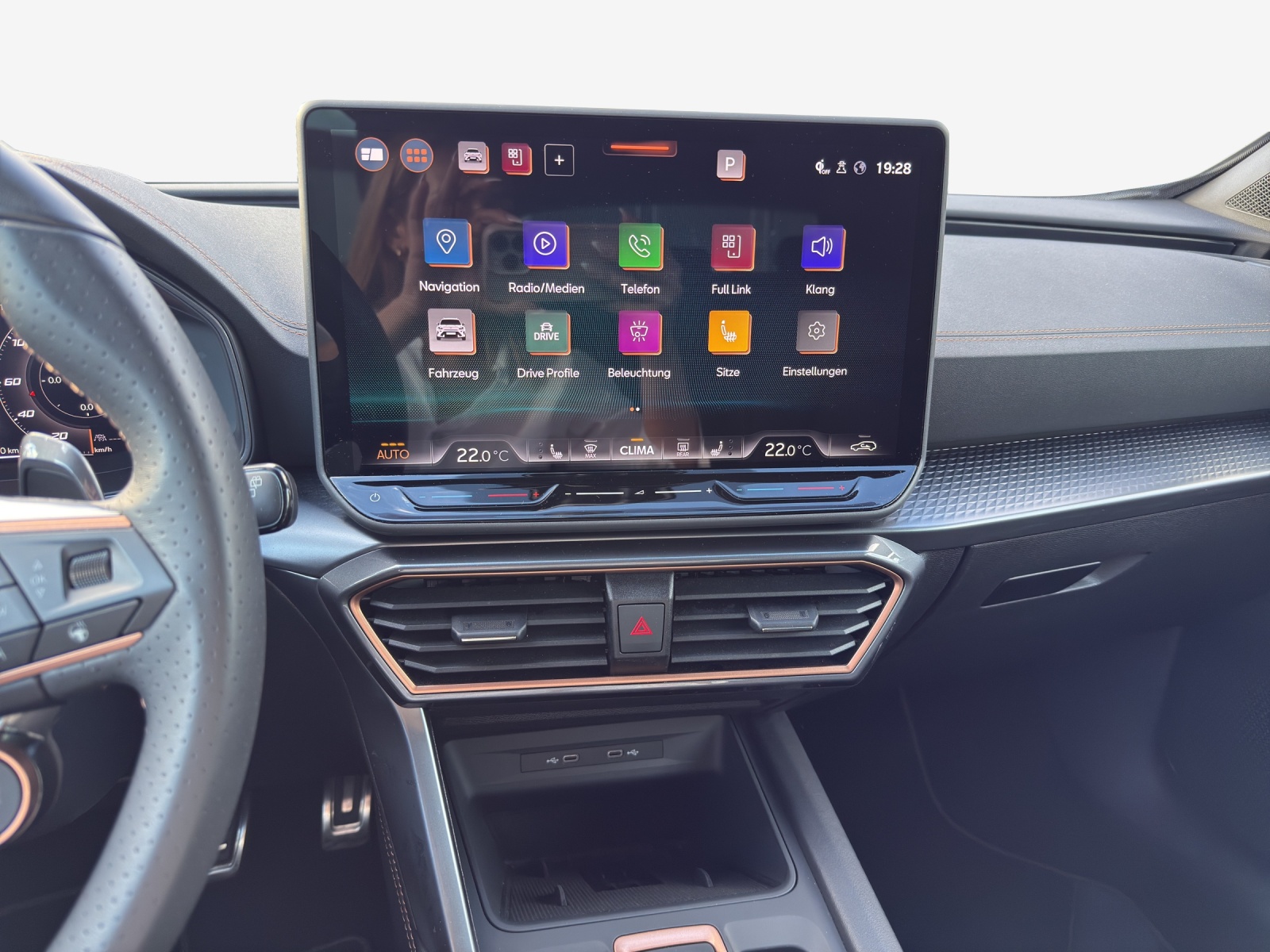 CUPRA Formentor 1.5 TSI DSG-image-10