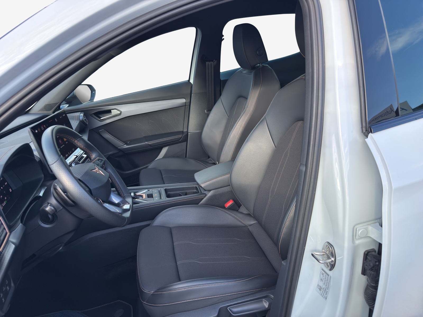 CUPRA Formentor 1.5 TSI DSG-image-7