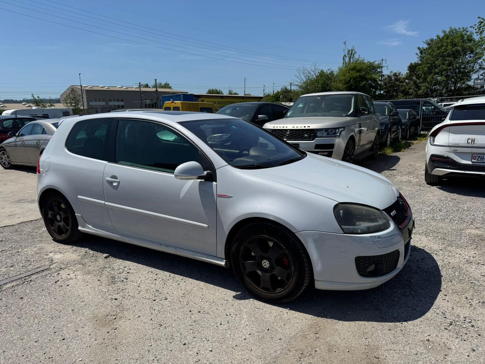 VW Golf 2.0 TFSI GTI-image-2