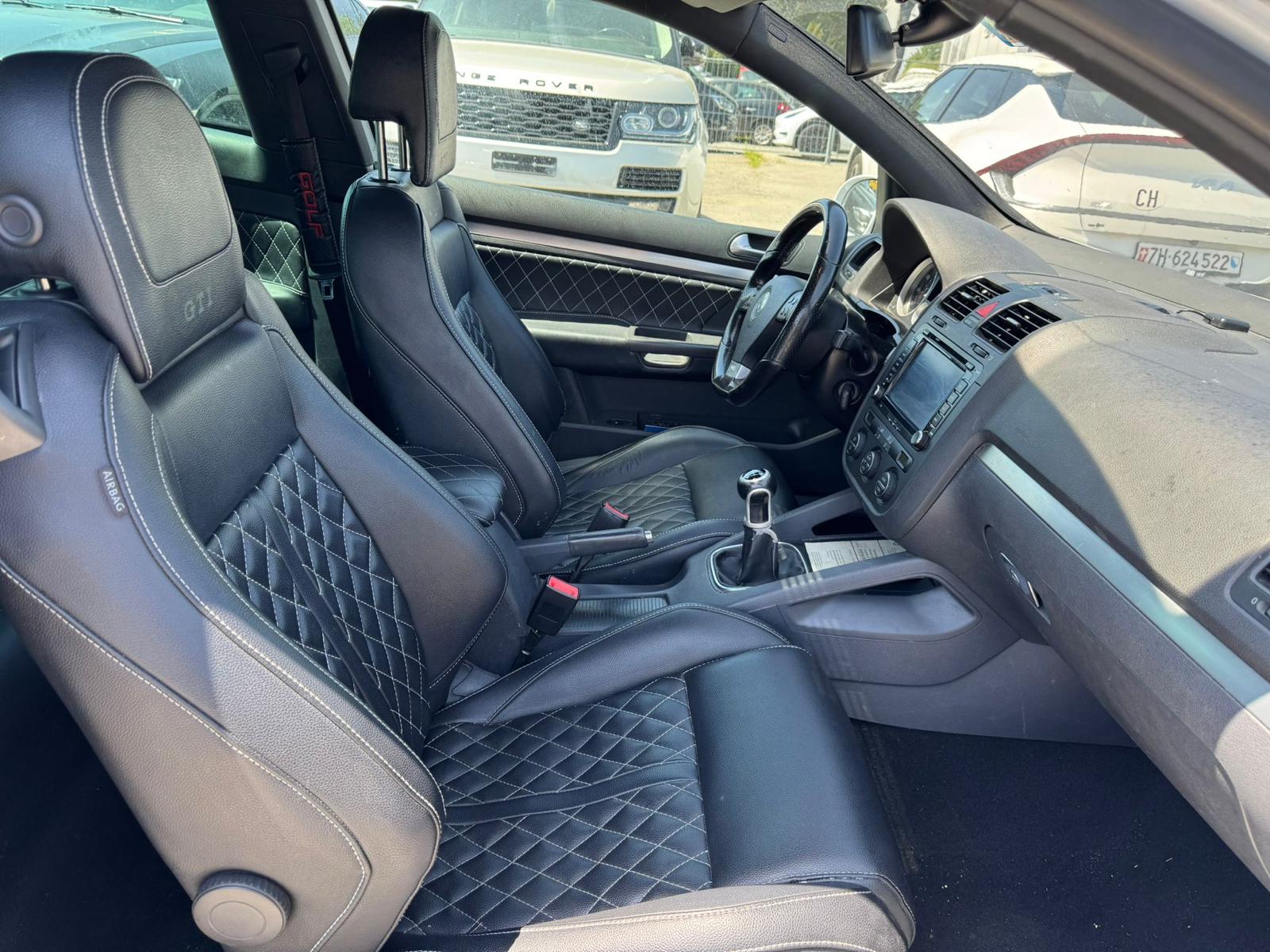 VW Golf 2.0 TFSI GTI-image-9
