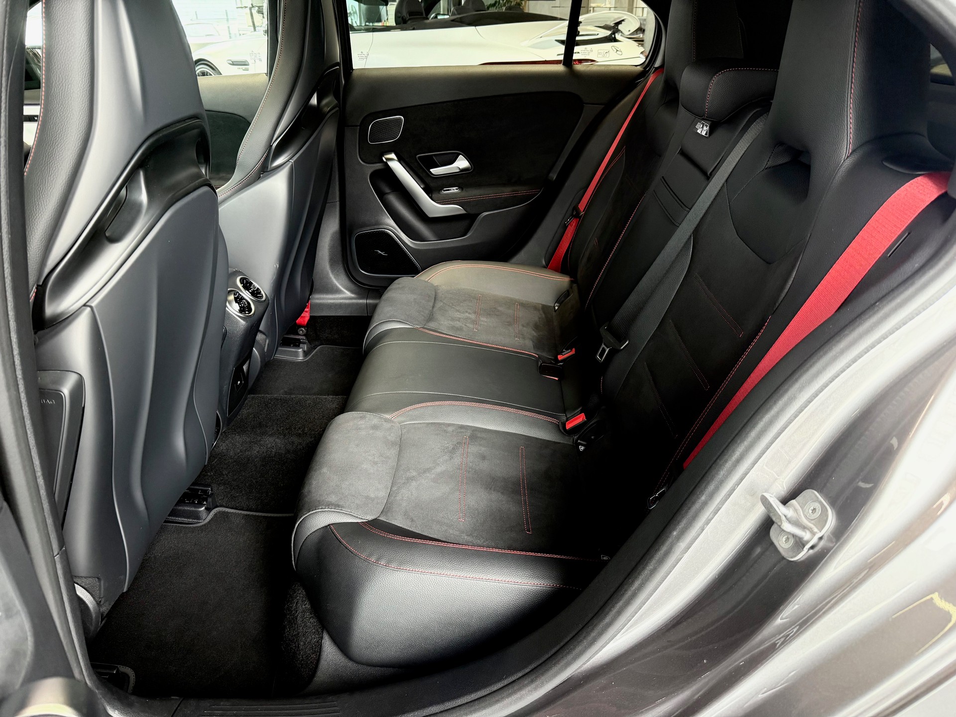 MERCEDES-BENZ A AMG 45 S 4Matic+ 8G-DCT-image-10