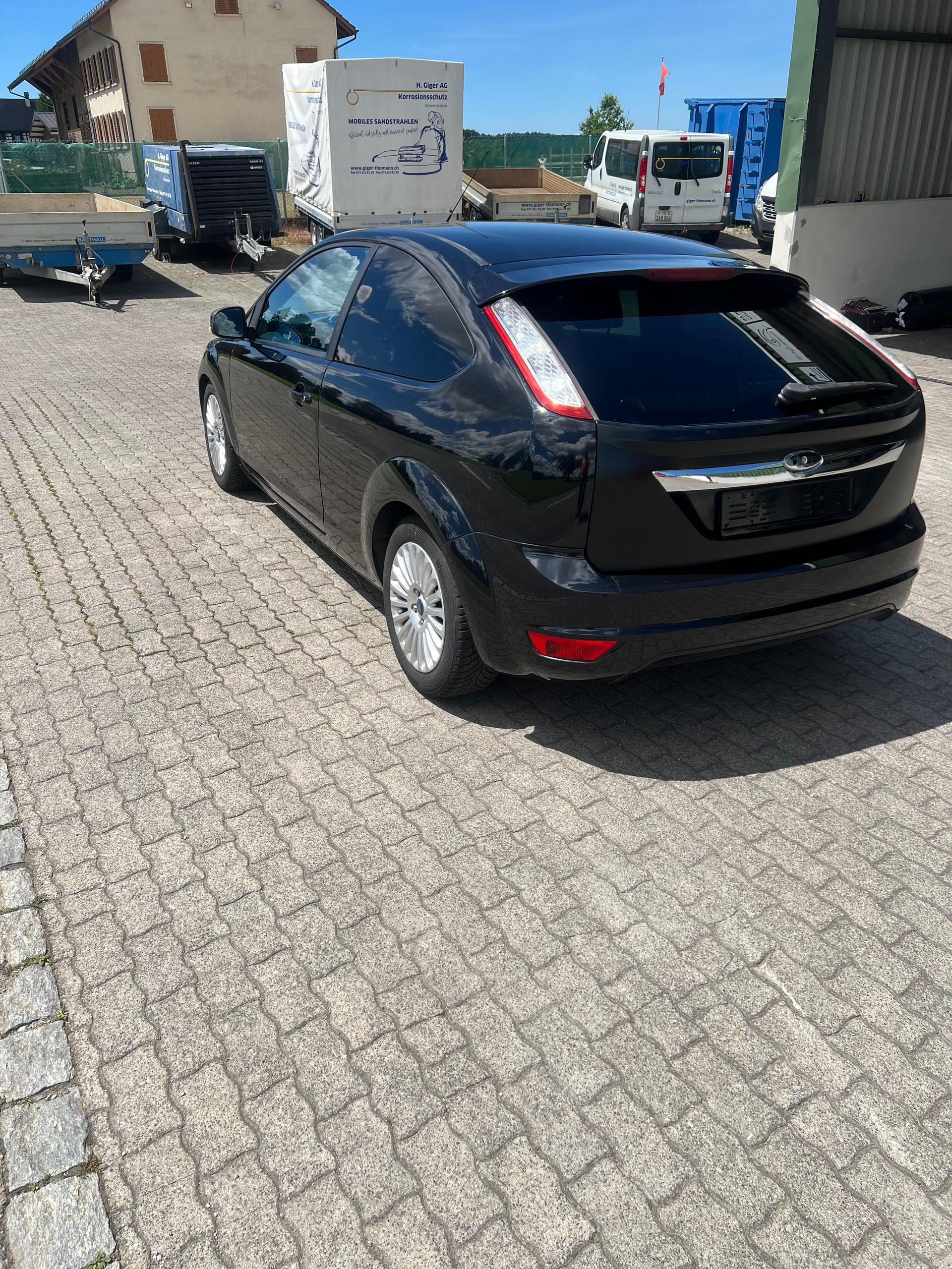 FORD FOCUS 1.8-image-1