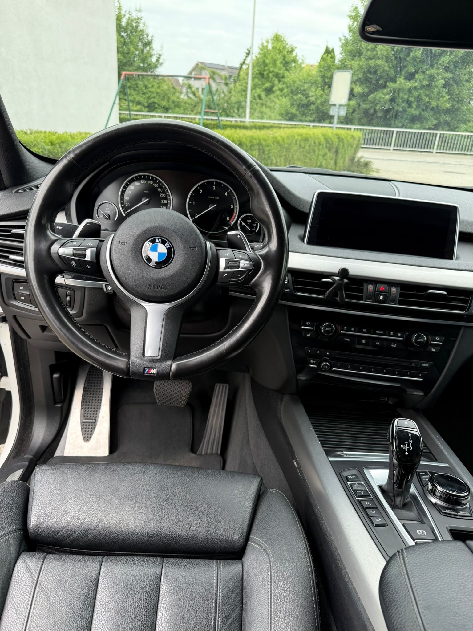 BMW X5 xDrive 30d Steptronic-image-7