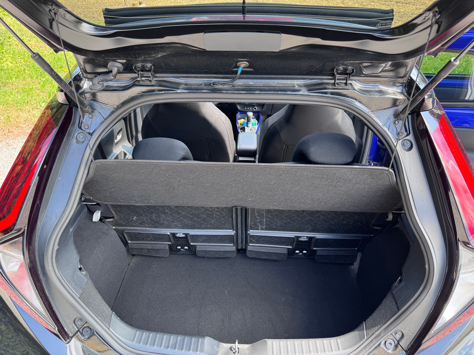 TOYOTA 1.0 VVT-i Trend-image-8