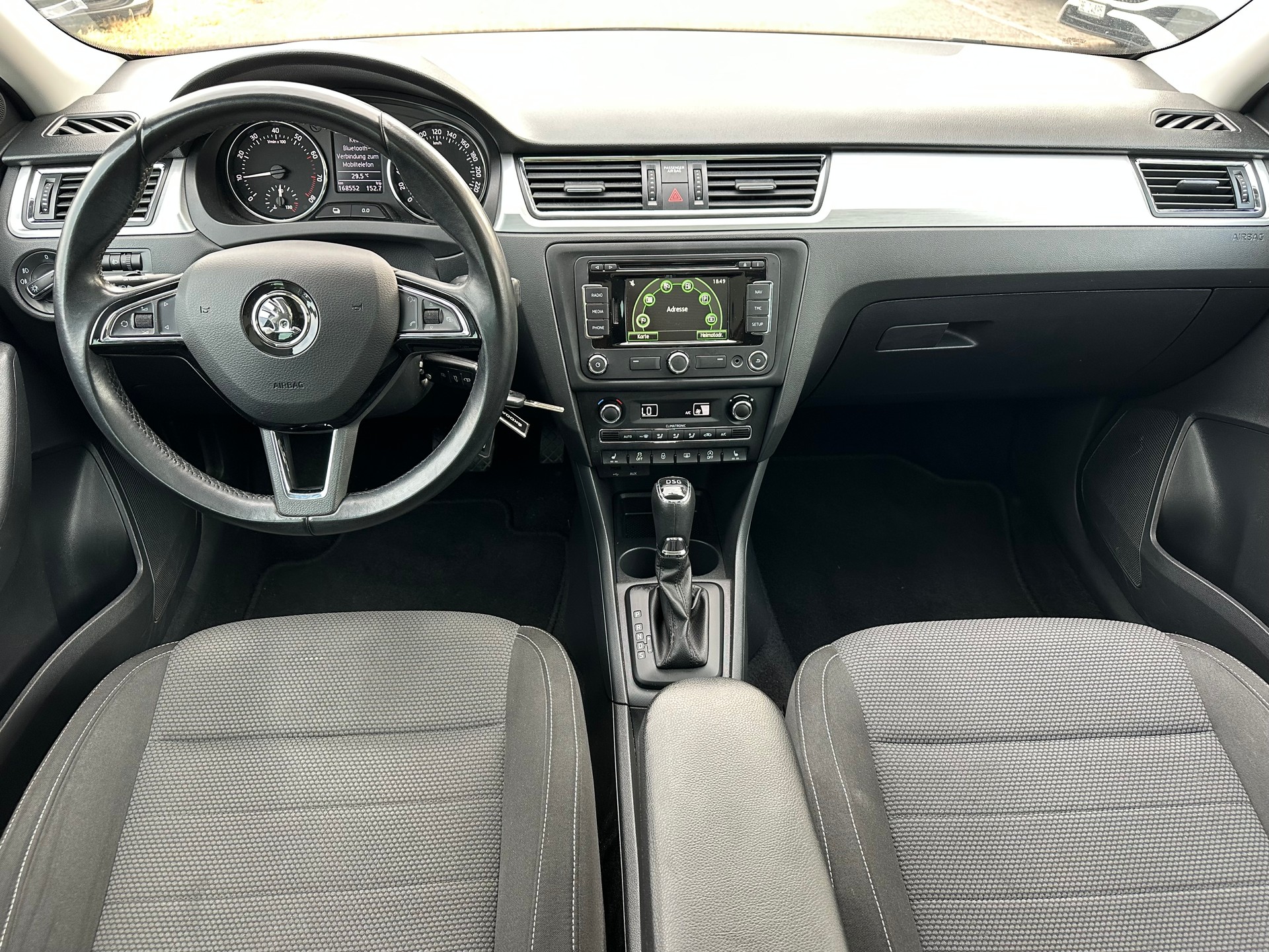SKODA Rapid Spaceback 1.4 TSI Active DSG-image-6
