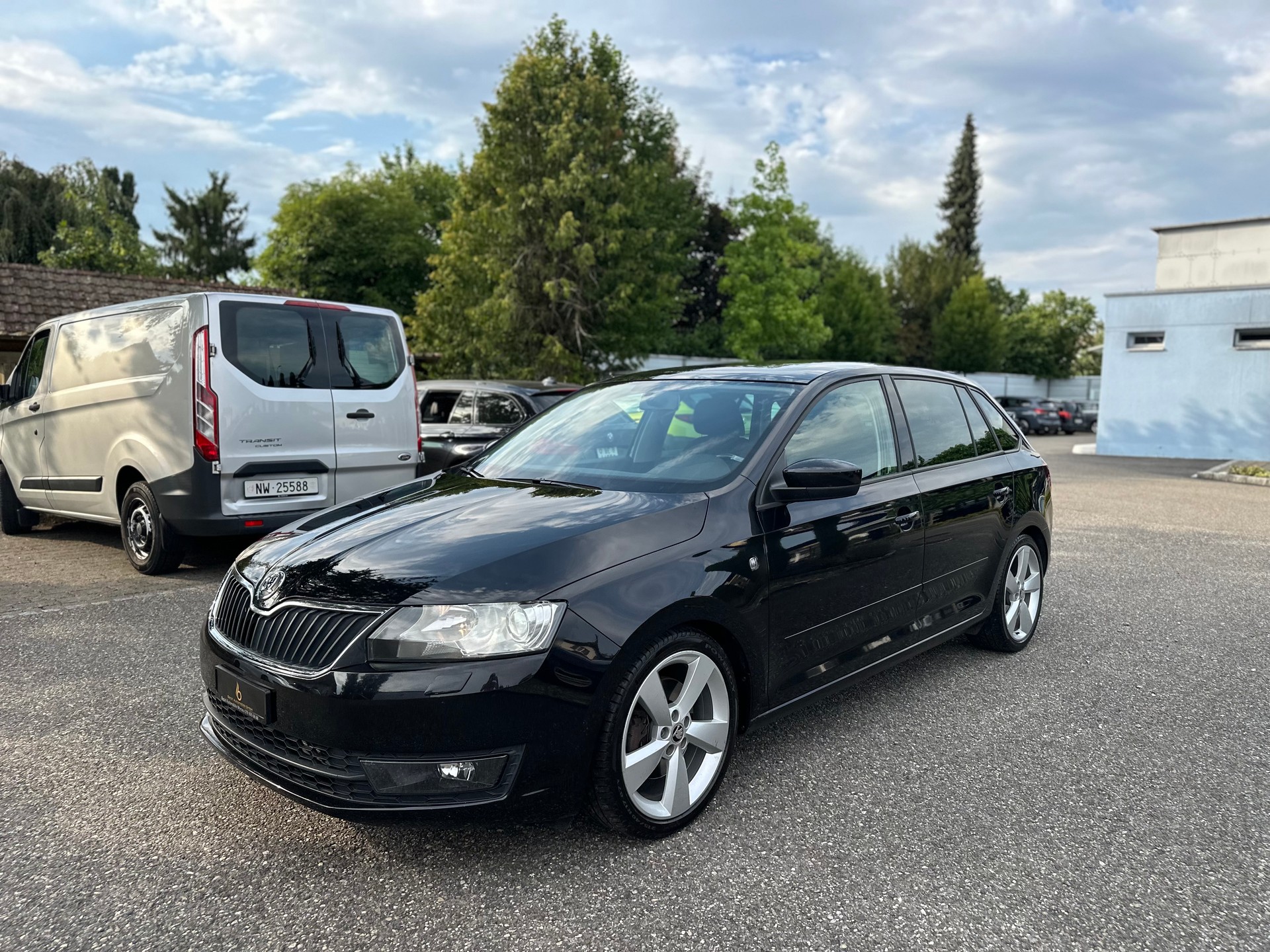 SKODA Rapid Spaceback 1.4 TSI Active DSG-image-3