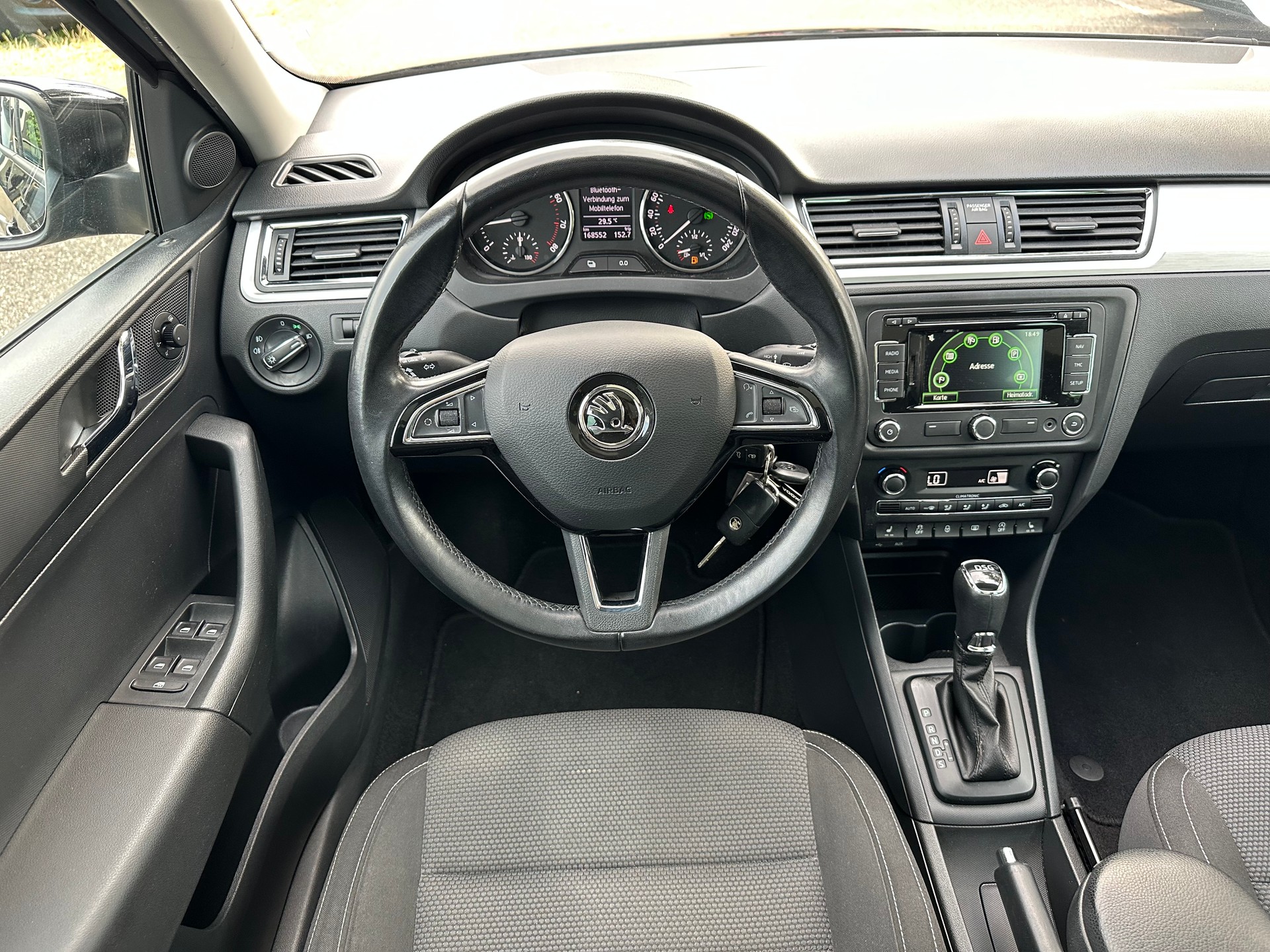 SKODA Rapid Spaceback 1.4 TSI Active DSG-image-7