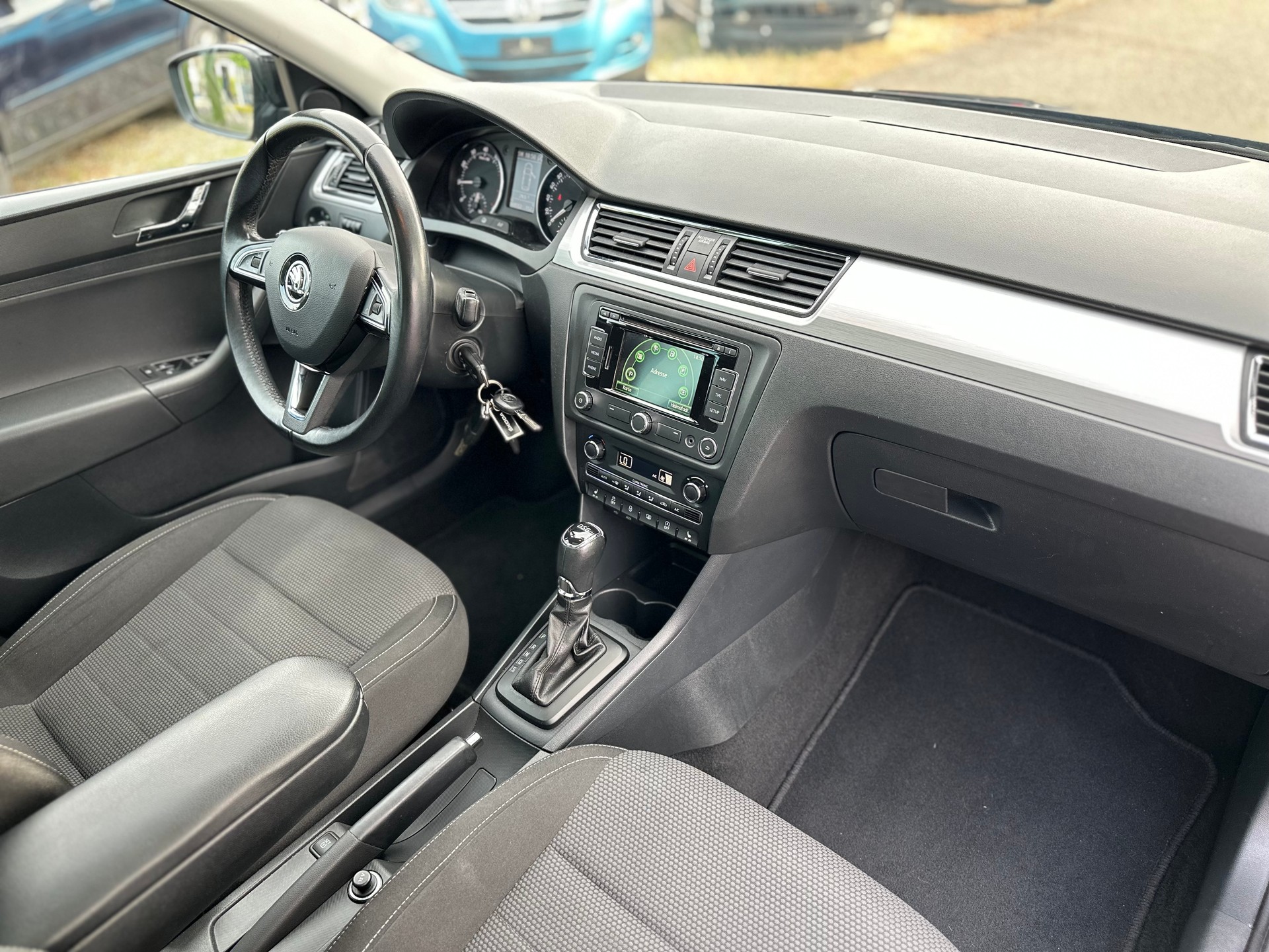 SKODA Rapid Spaceback 1.4 TSI Active DSG-image-5