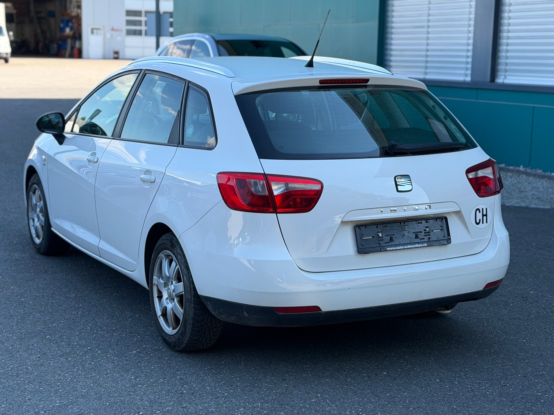 SEAT Ibiza ST 1.6 TDI Style-image-6
