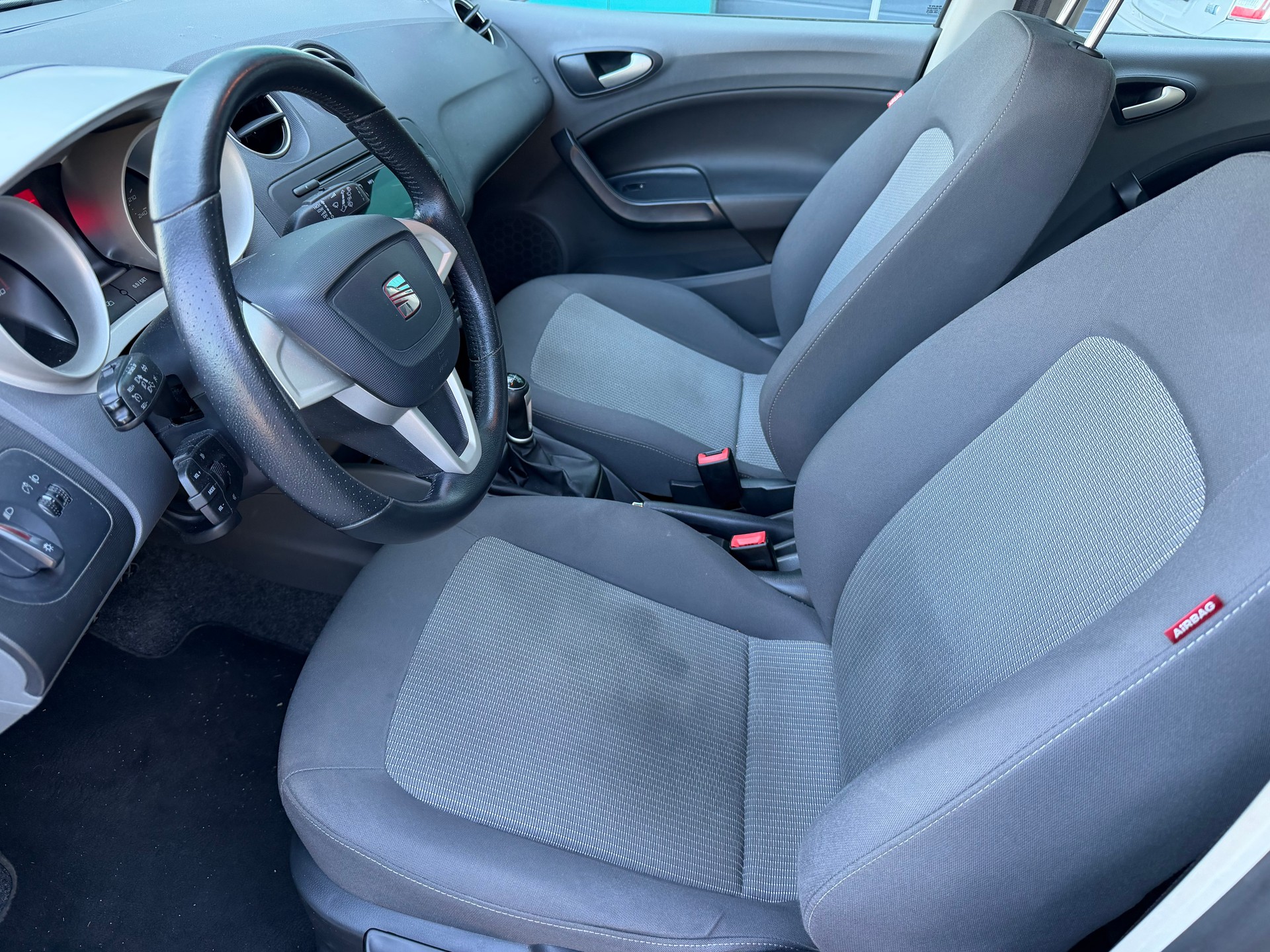 SEAT Ibiza ST 1.6 TDI Style-image-8