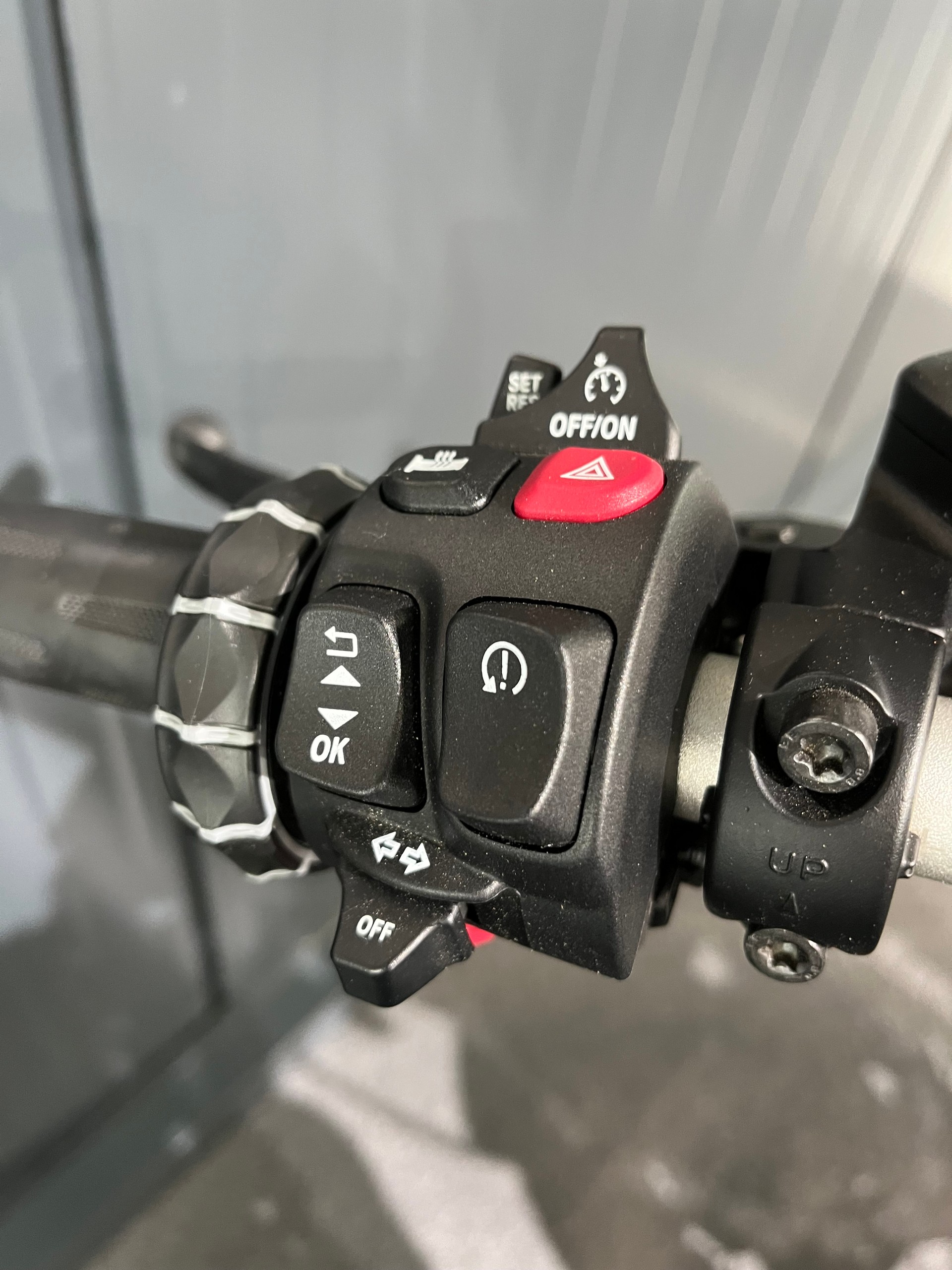 BMW R 12 nine T-image-4