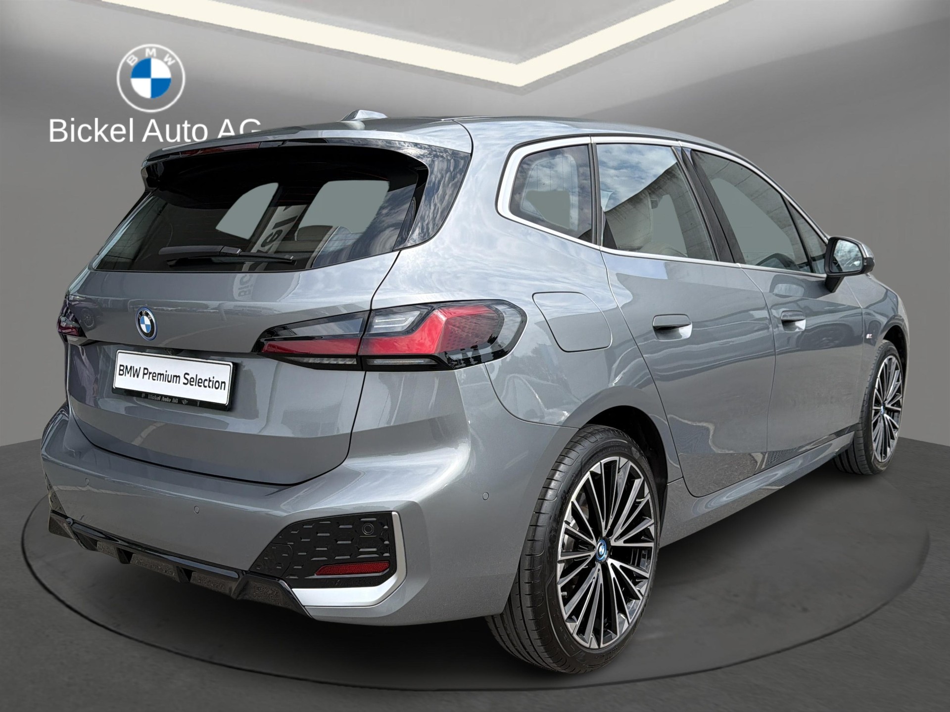 BMW 230e xDrive M Sport-image-4